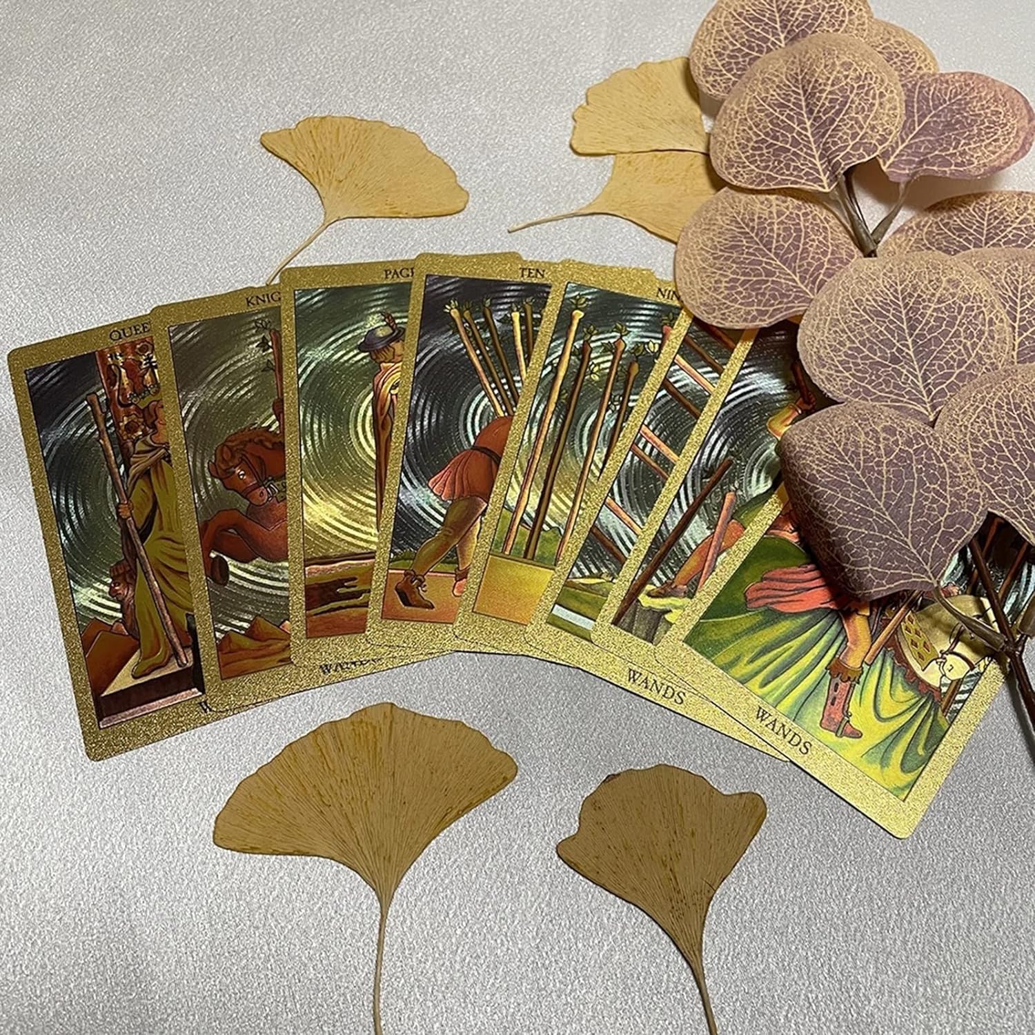 Tarotkarten-Deck mit Anleitung, 78 luxuriöse Goldfolien-Karten für Anfänger, Wahrsagungswerkzeug, wasserdicht und knitterfrei, mit exquisiter Box für Anfänger – 45Hao