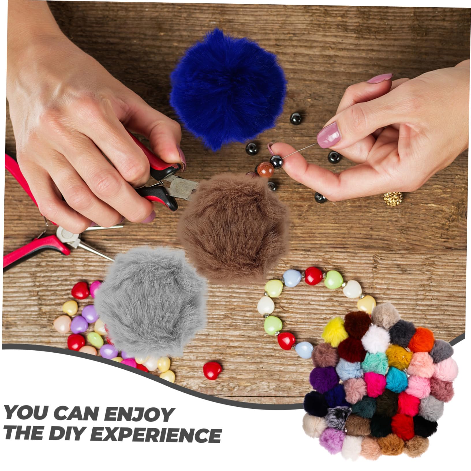 Pompon Decorativi in Pelliccia Sintetica 8cm 37 Pezzi per Accessori