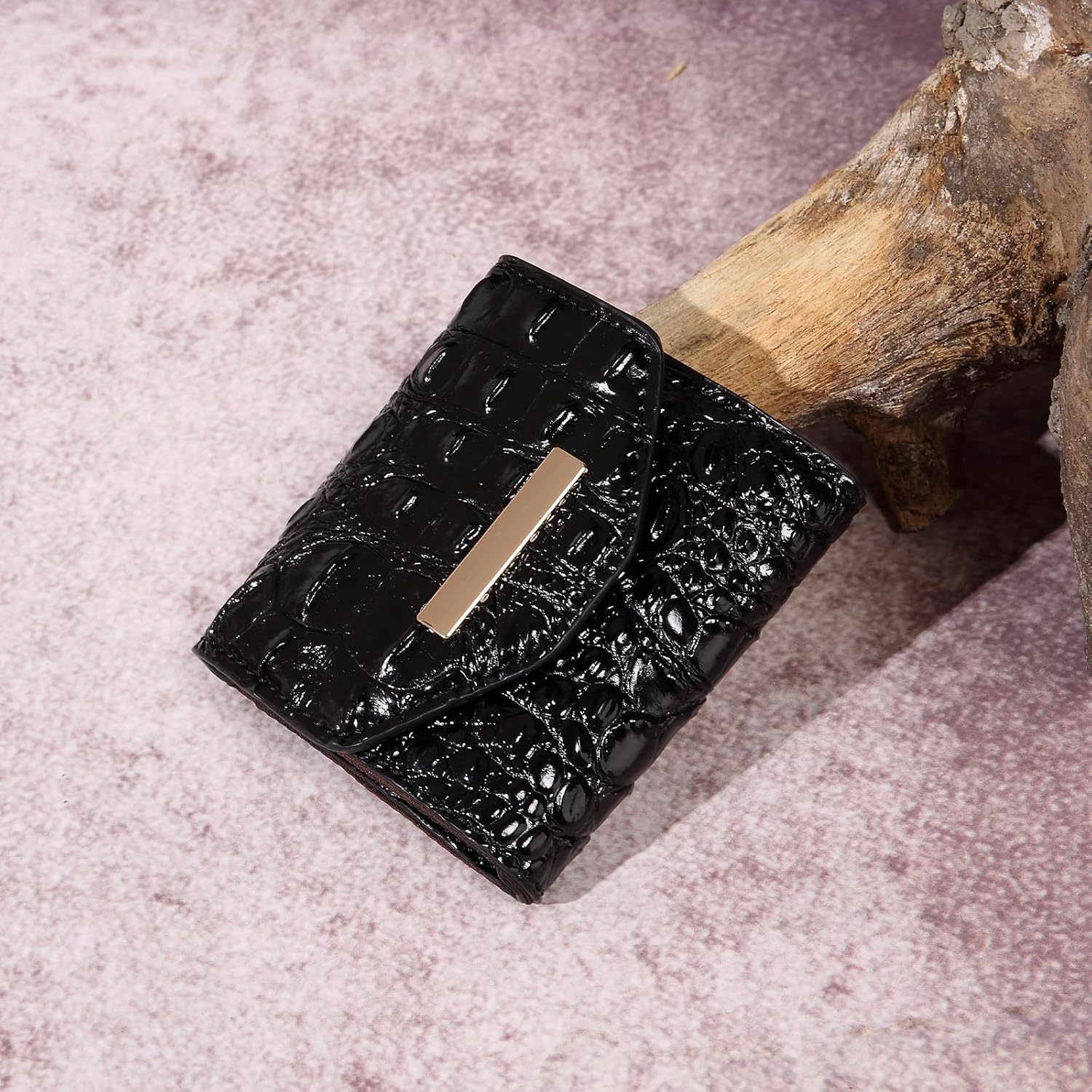 Crocodile Small Wallets Short Vintage Leather Credit Card Holder Luxury Clutch Mini Coin Purse for Women - Image 2