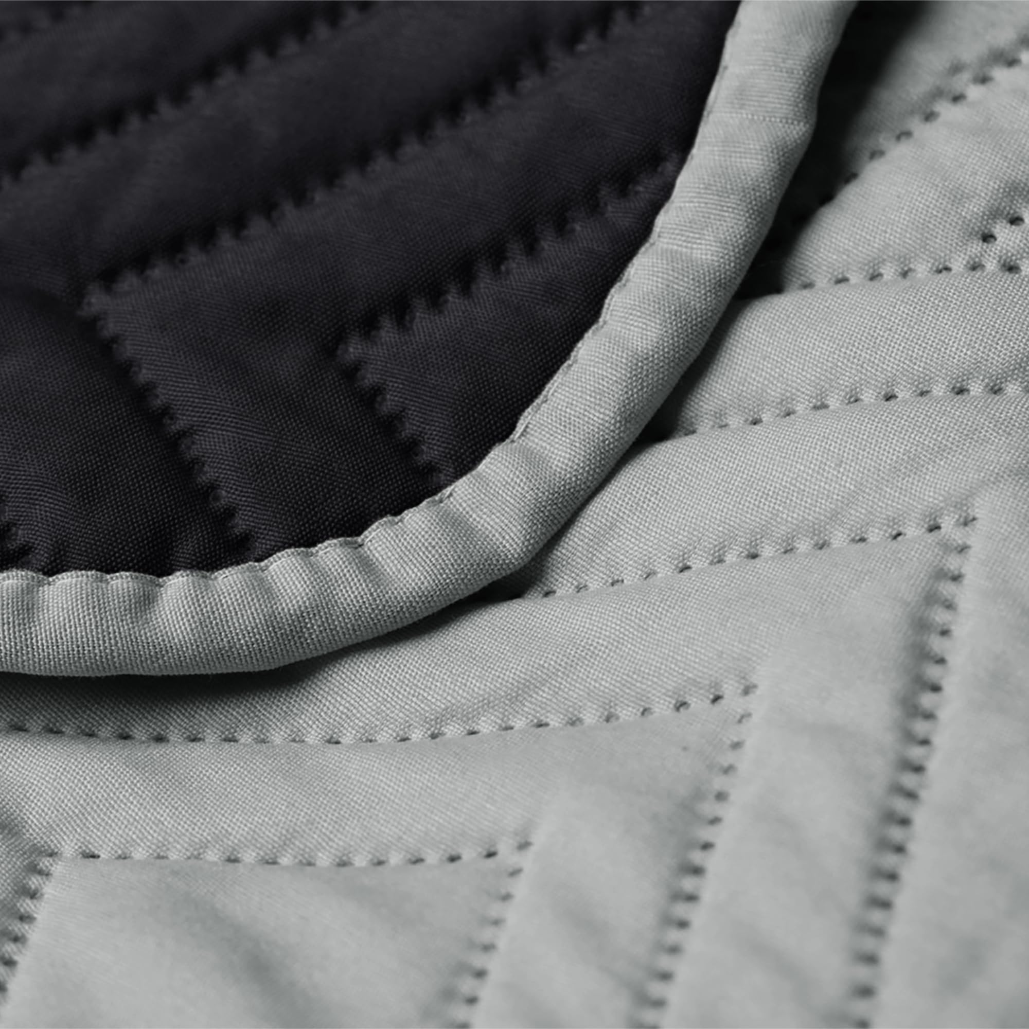 Colcha de 240 x 260 cm, color negro y plateado, colcha de cama de dos caras, acolchado ultrasónico de poliéster