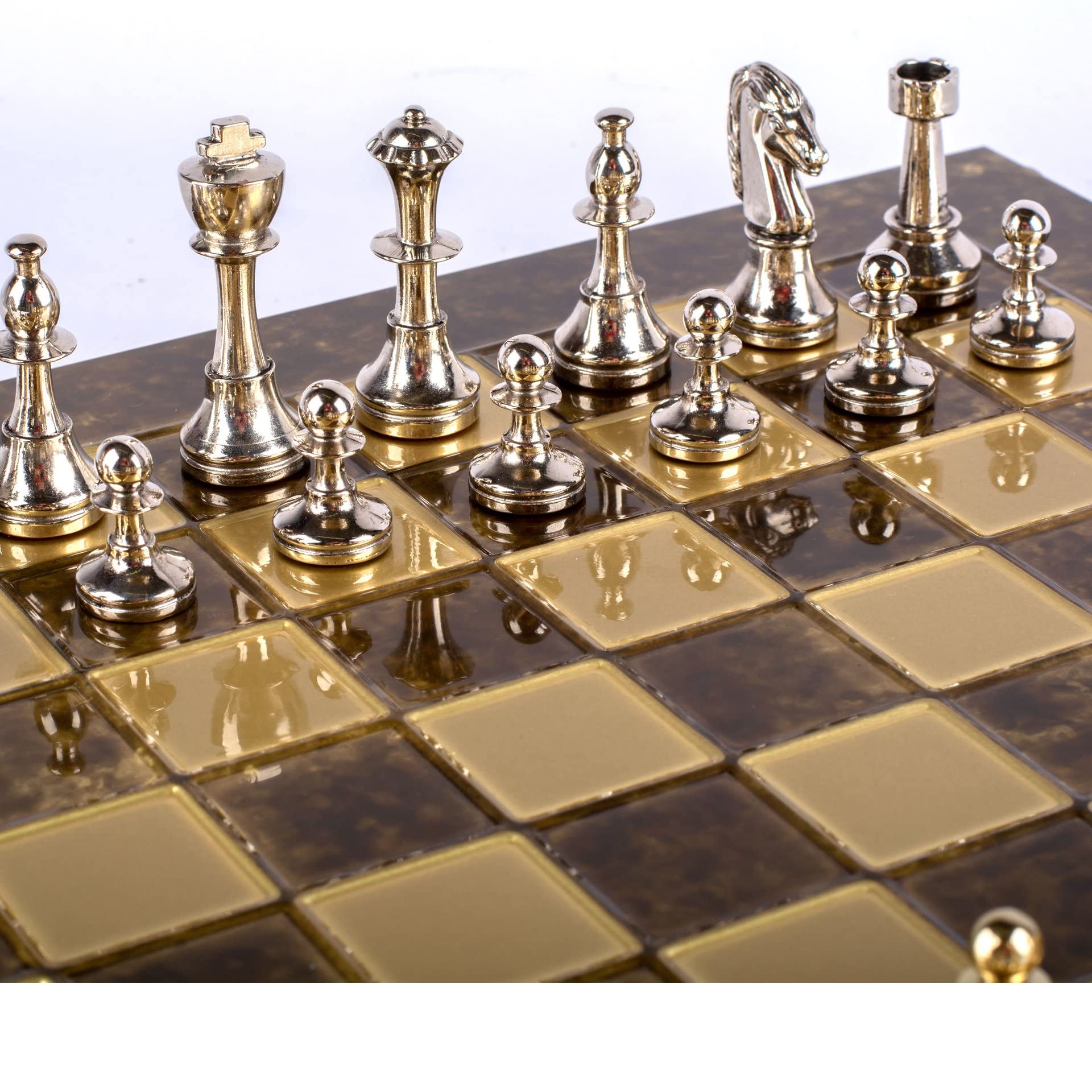 Manopoulos Jeu d'échecs Staunton classique en métal - Pions en laiton nickel - Échiquier marron - 2 joueurs - À partir de 16 ans