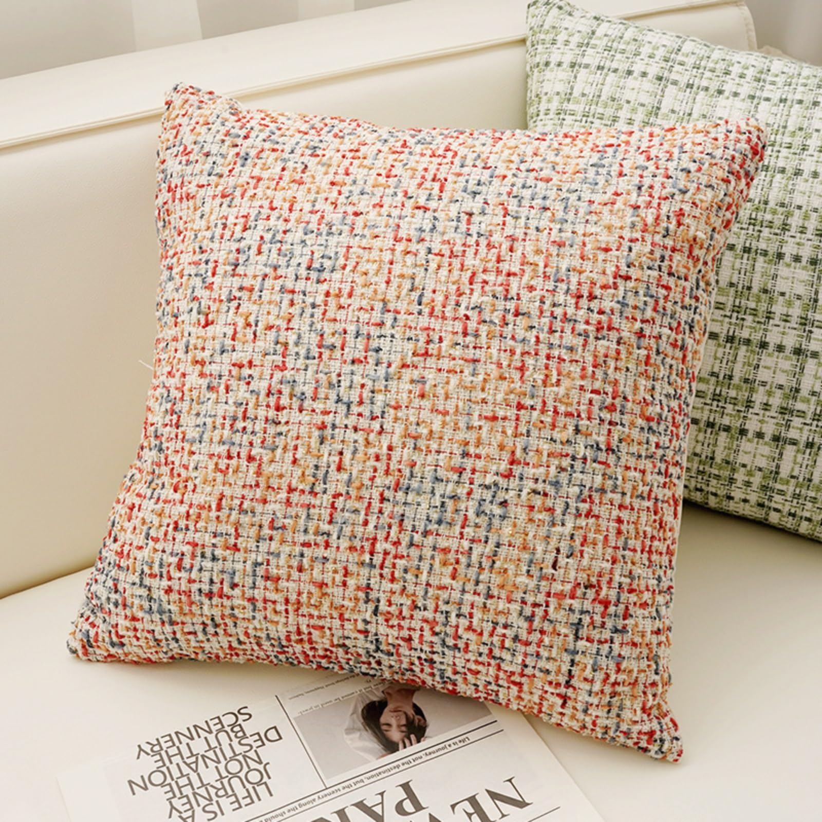 Housse de coussin style antique crème pour canapé terne