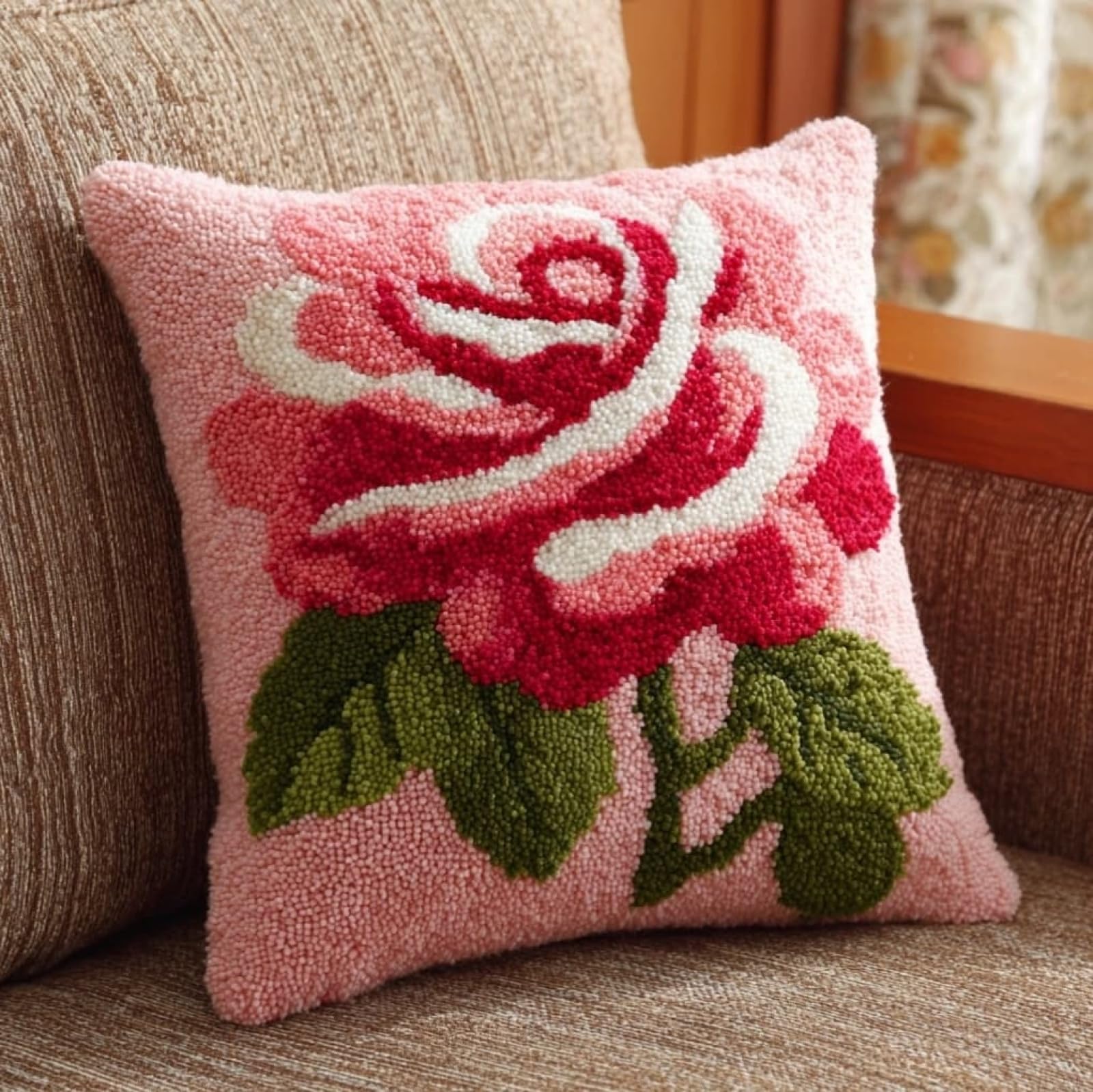 WallustrioaW Latch Hook Cushion Kit 43x43cm,Pink Roses