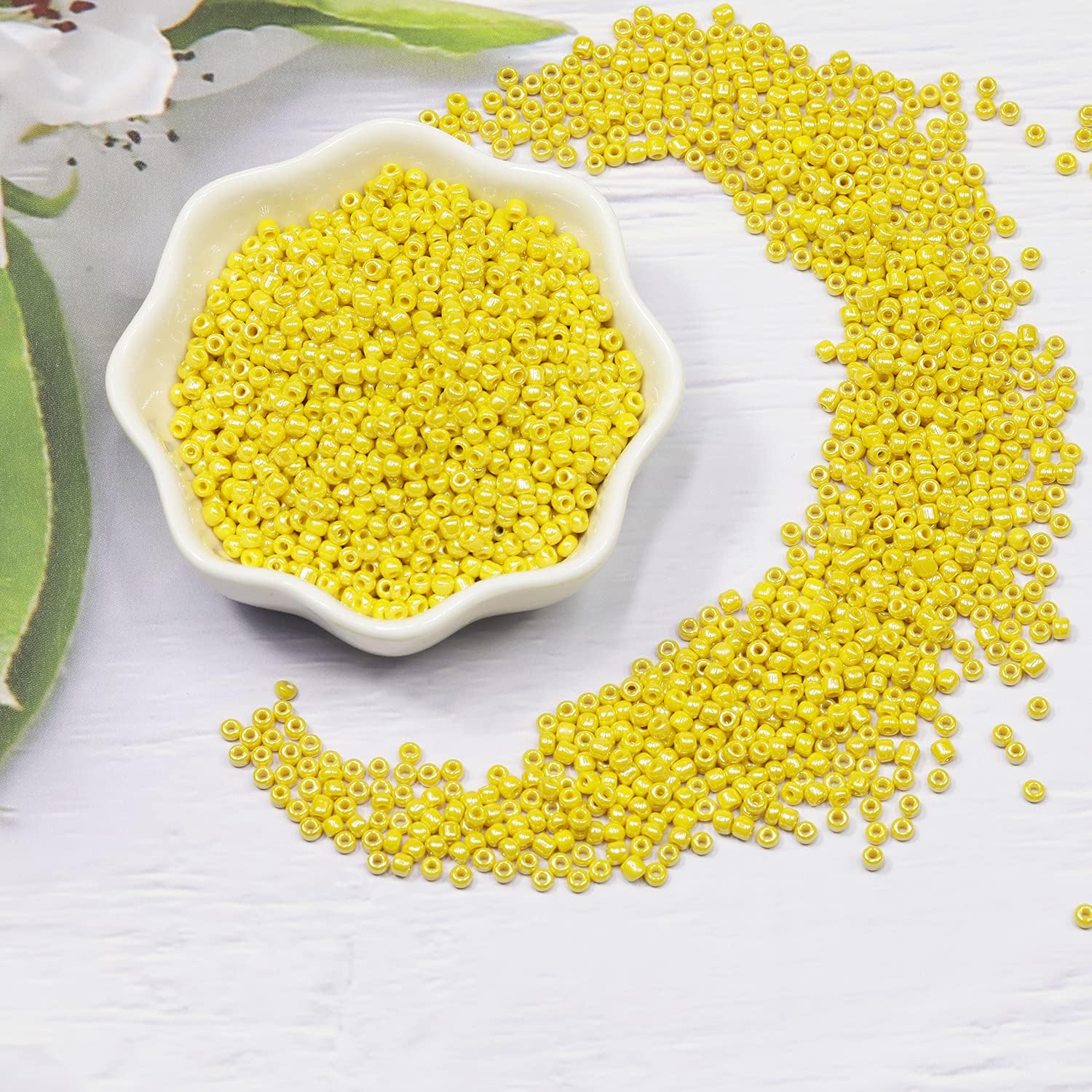 Tibaoffy Yellow Bright Beads Size 8/0 Crafts Glass Seed Beads 3mm for Jewelry Making (Total About 100gm About 3600pcs) - Image 3