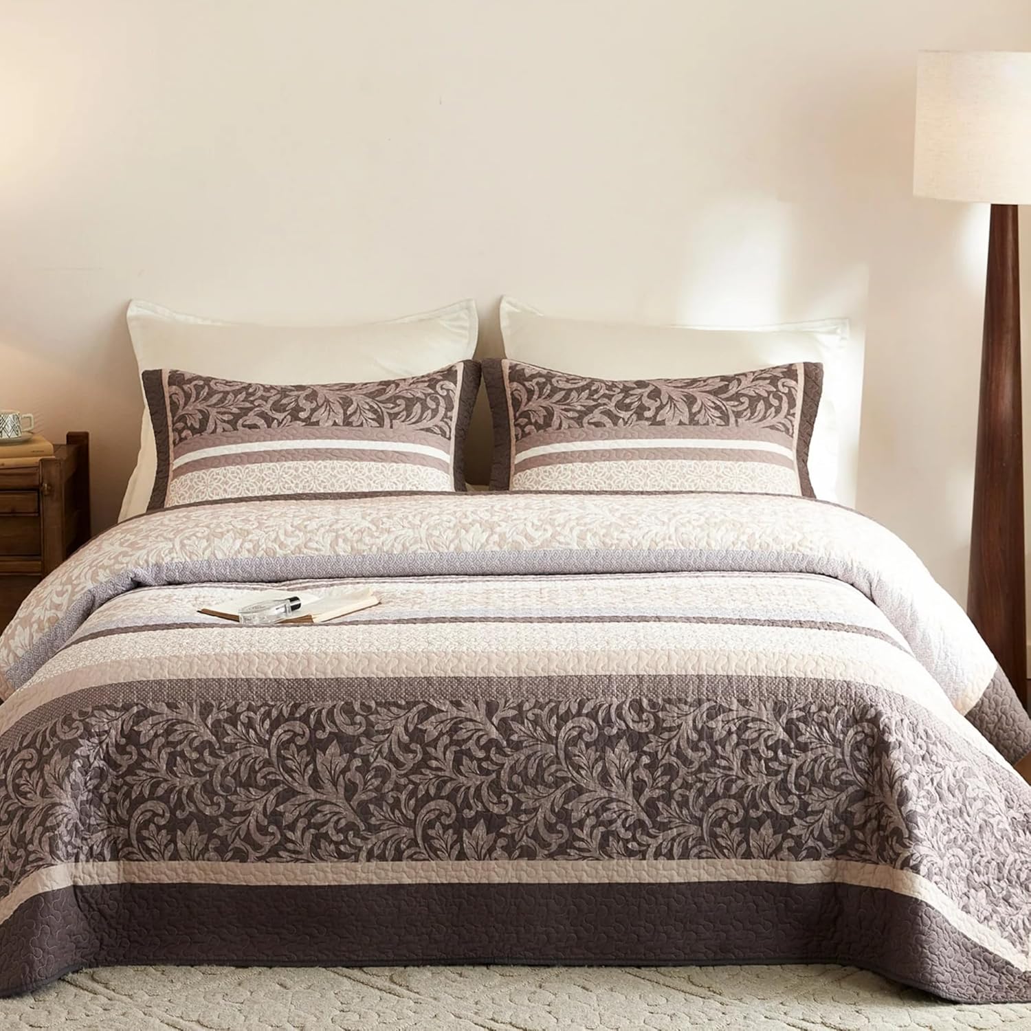 MarCielo 3Pcs Cotton Coastal Quilt Set, Navy Blue Fish Print Bedspread with Pillow Shams Breathable Nautical Beach Bedding (Navy Fish,Queen (95"x90"))