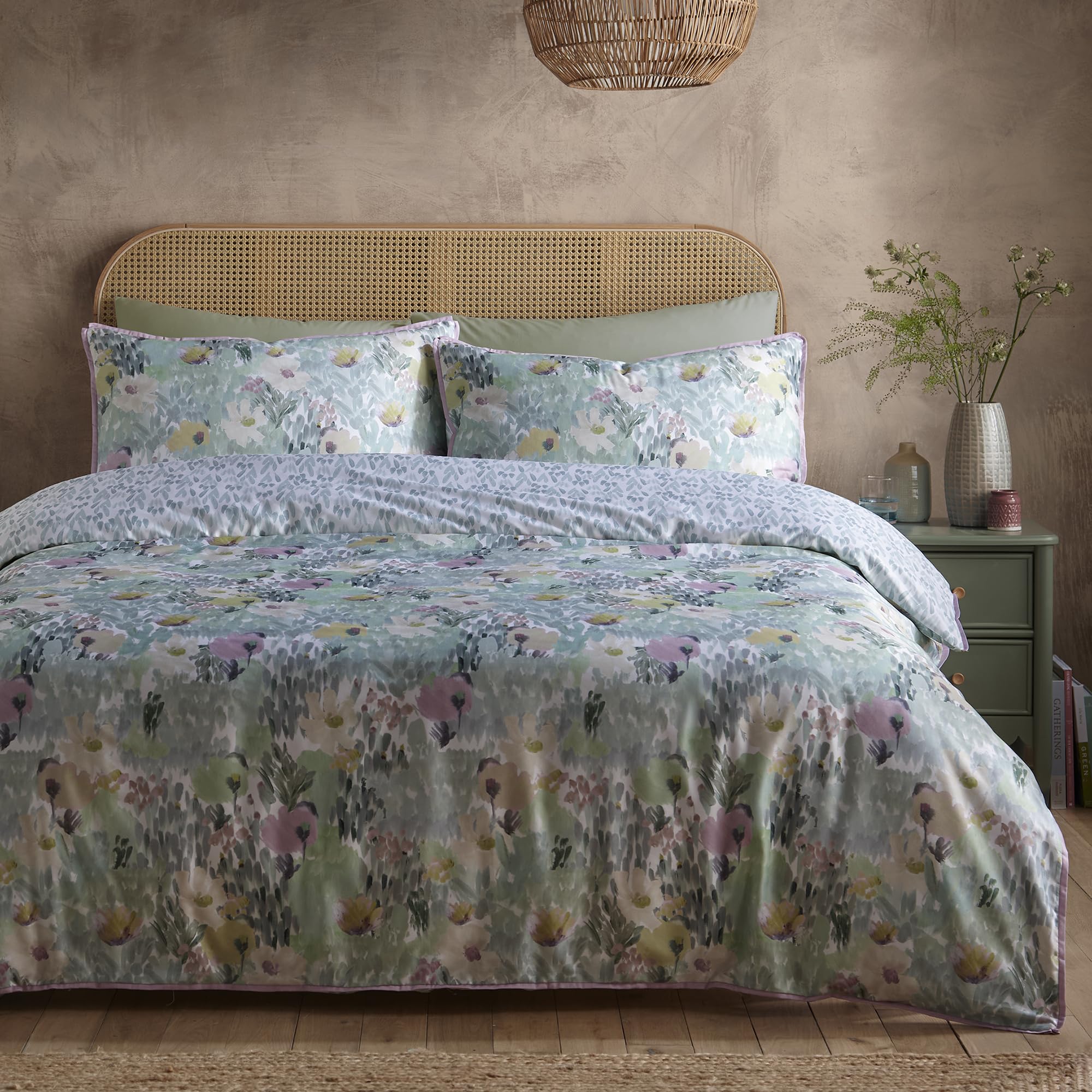 Appletree Abstract Floral Duvet Cover Set King 230 x 220cm – 100% Cotton Bedding with Modern Floral Design, Includes 2 Pillowcases