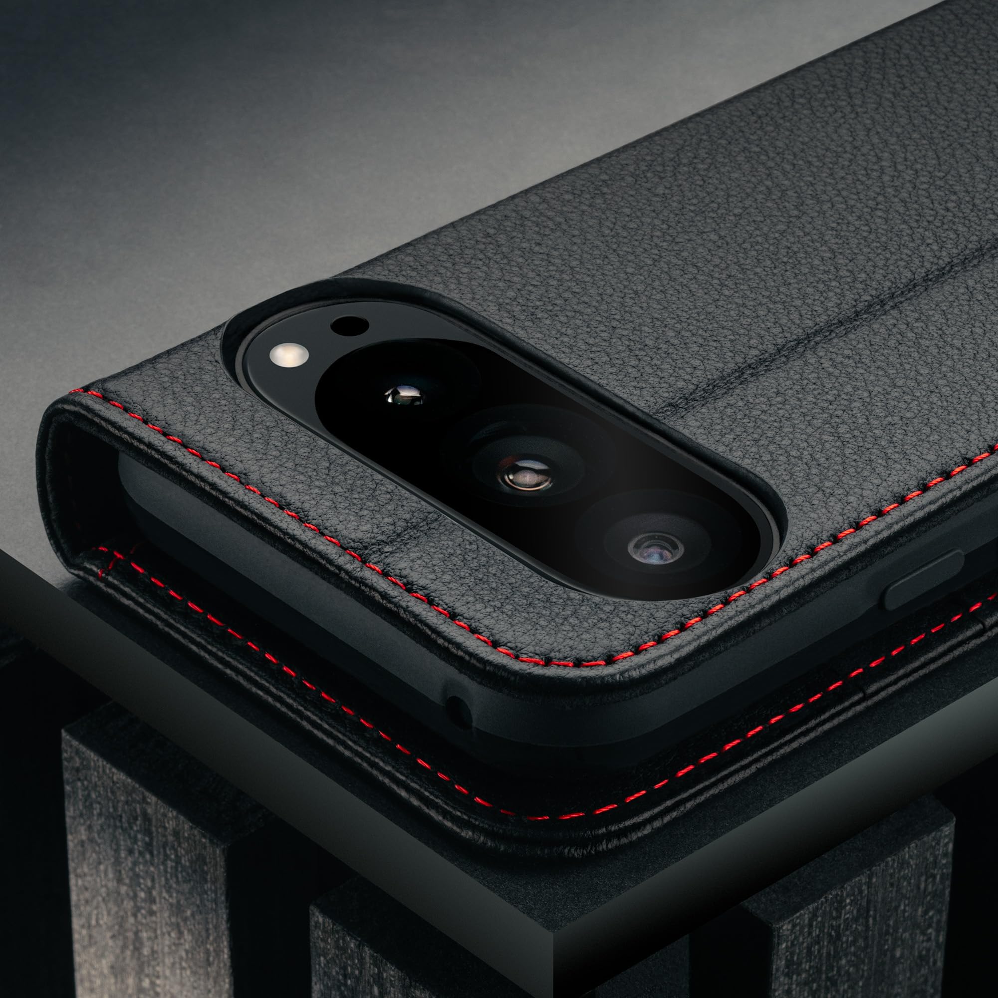 TORRO Hülle kompatibel mit Google Pixel 10 / Pixel 10 Pro 6.3” 2025 – Echt Leder Hülle mit Standfunktion und Kartenfächern (Schwarz)