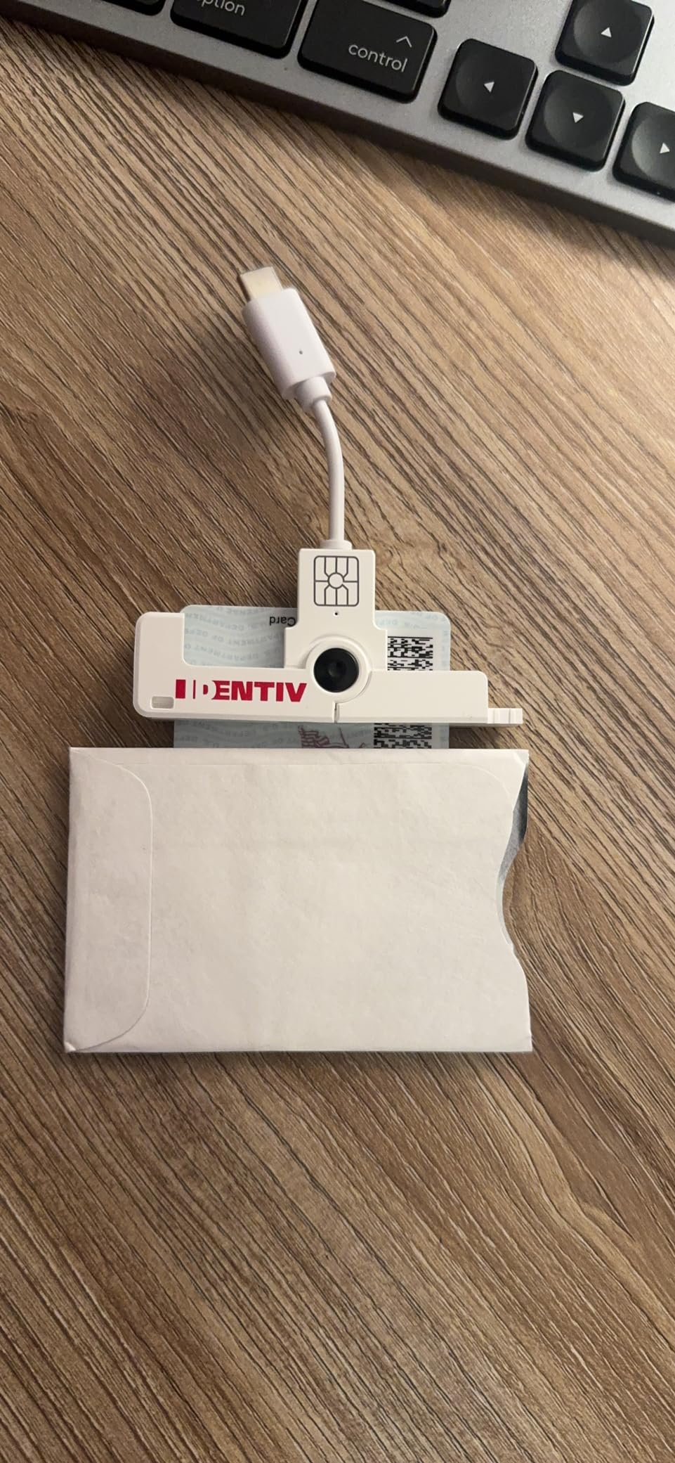 It ABSOLUTELY works with my MAC!