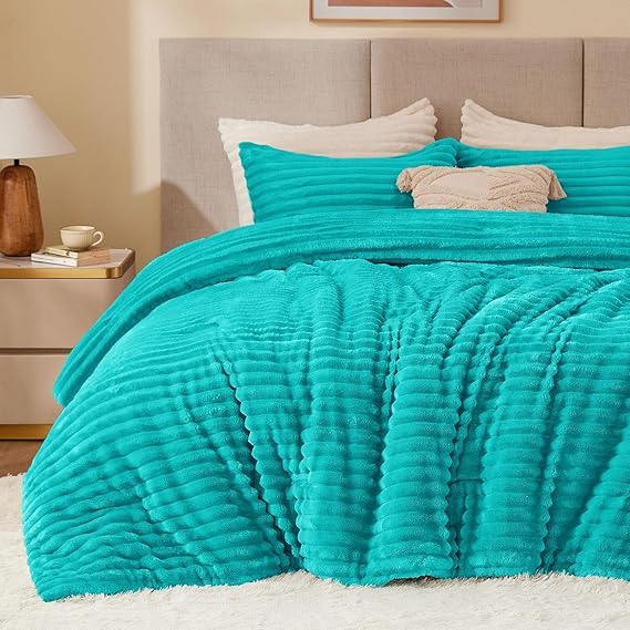 BEDELITE Fleece King Comforter Set -Super Soft & Warm Fluffy Teal Bedding, Luxury Fuzzy Heavy Bed Set for Winter with 2 Pillow Cases