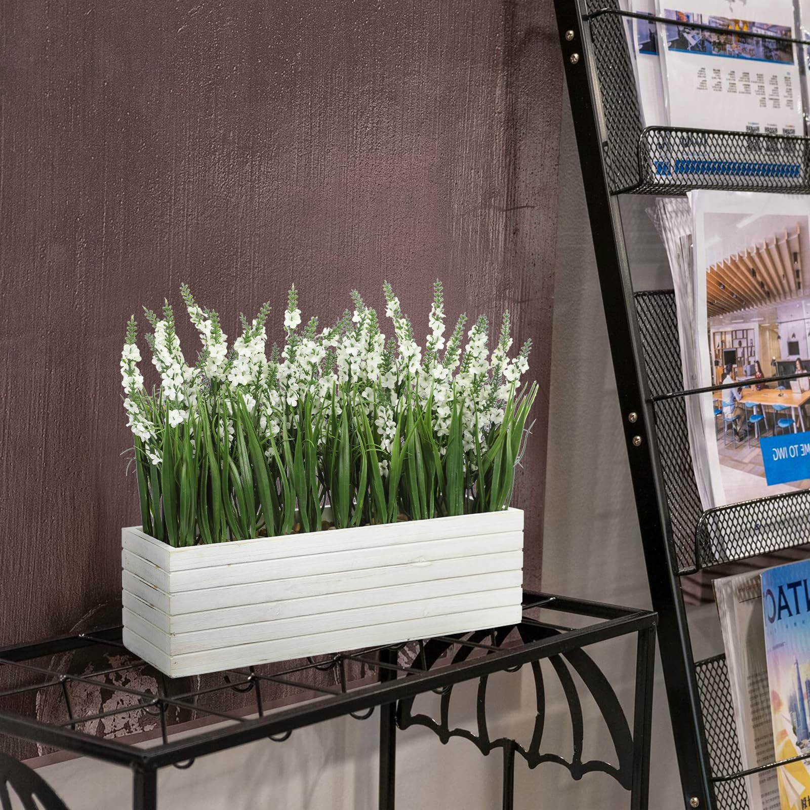 Oairse Kunstblumen Lavendel im Holztopf Kunstmagnolienblüten Kunststoff Lavendel Blumendekoration für ie Heimdekoration Hochzeitsarrangements Wohnzimmer Tischdekoration