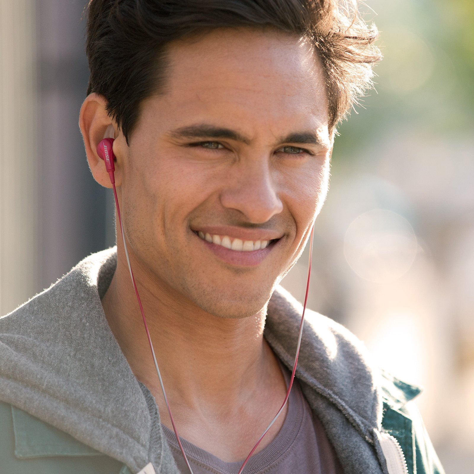 Bose SoundTrue In Ear Headphone クランベリー 赤 Amazon.com: Bose SoundTrue in-Ear Headphones, Cranberry : Electronics