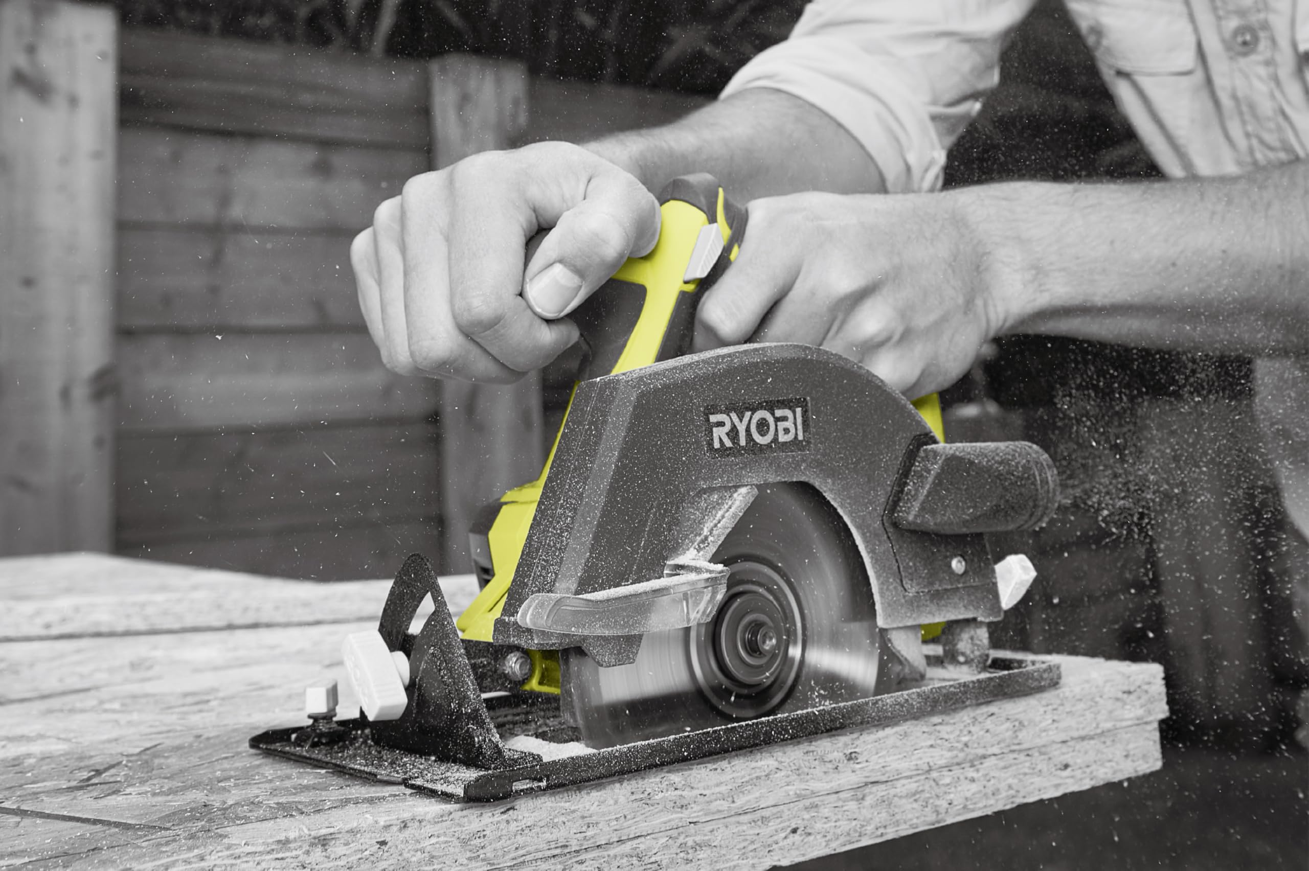 RYOBI - Sierra Circular 18V ONE+ Hoja Ø 150 mm - para Cualquier Corte Recto y en Bisel, Canto de Tablas, Vigas, Tablones en Ebanistería, Carpintería y Trabajos en Madera - R18CSP-0