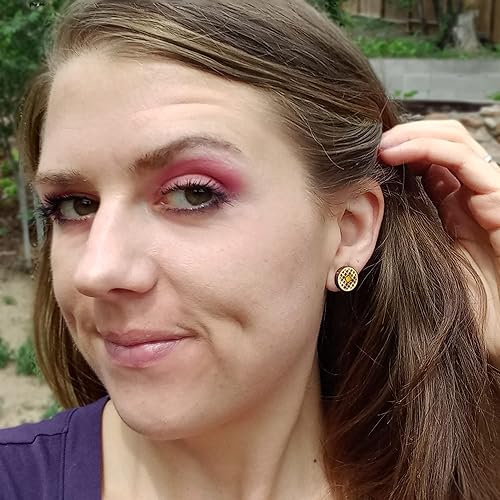 Miniatura 6 de Toaster Waffle Stud Earrings, Frozen Waffles with Butter and Syrup Brunch Food Diner Wood Studs Jewerly