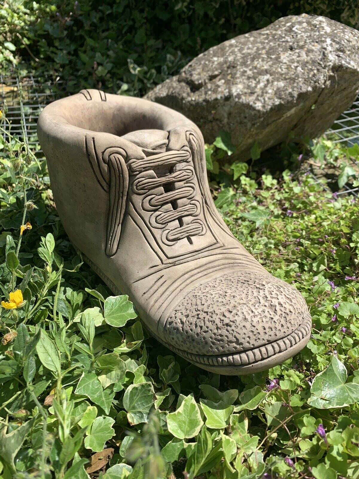 STONE GARDEN DETAILED BOOT PLANTER CONCRETE ORNAMENT