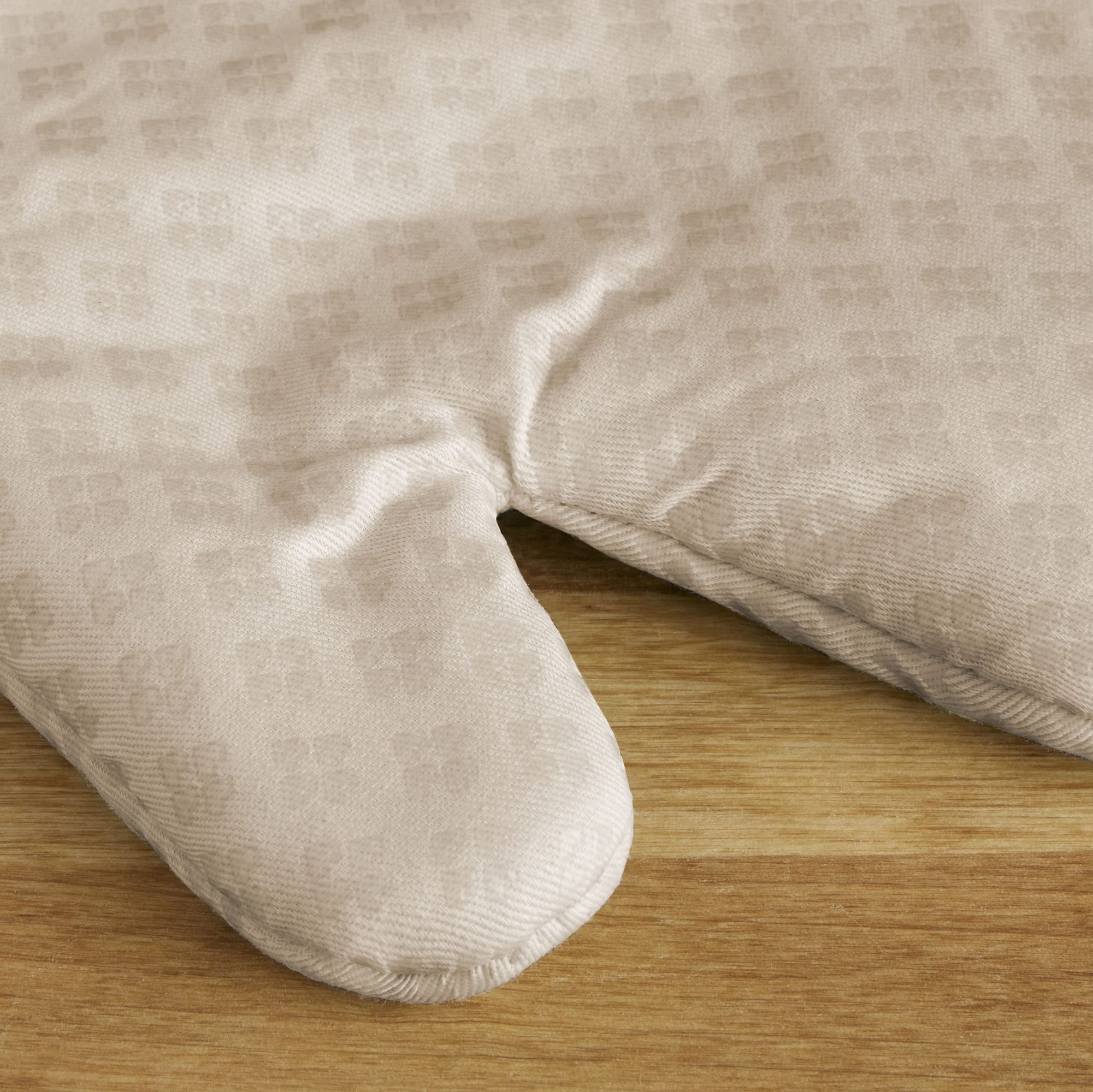 KitchenAid Asteroid Cotton Oven Mitts with Silicone Grip, Set of 2, Milkshake