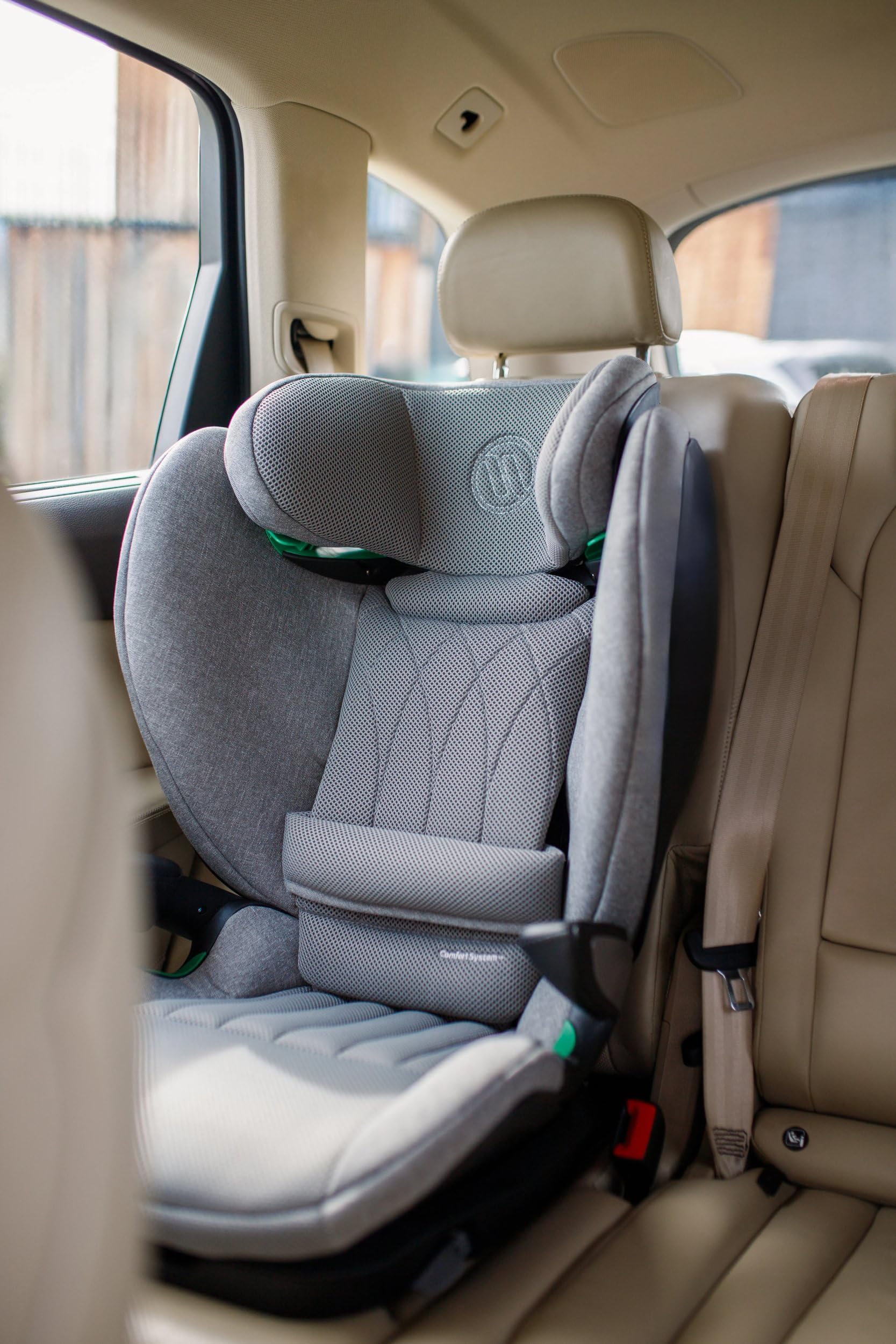 Avionaut MaxSpace AirFlow Comfort System+ Kindersitz 100–150 cm – ergonomisch, sicher & bequem – mit verstellbarer Rückenlehne – ideal zum Schlafen und für lange Autofahrten (Grey)