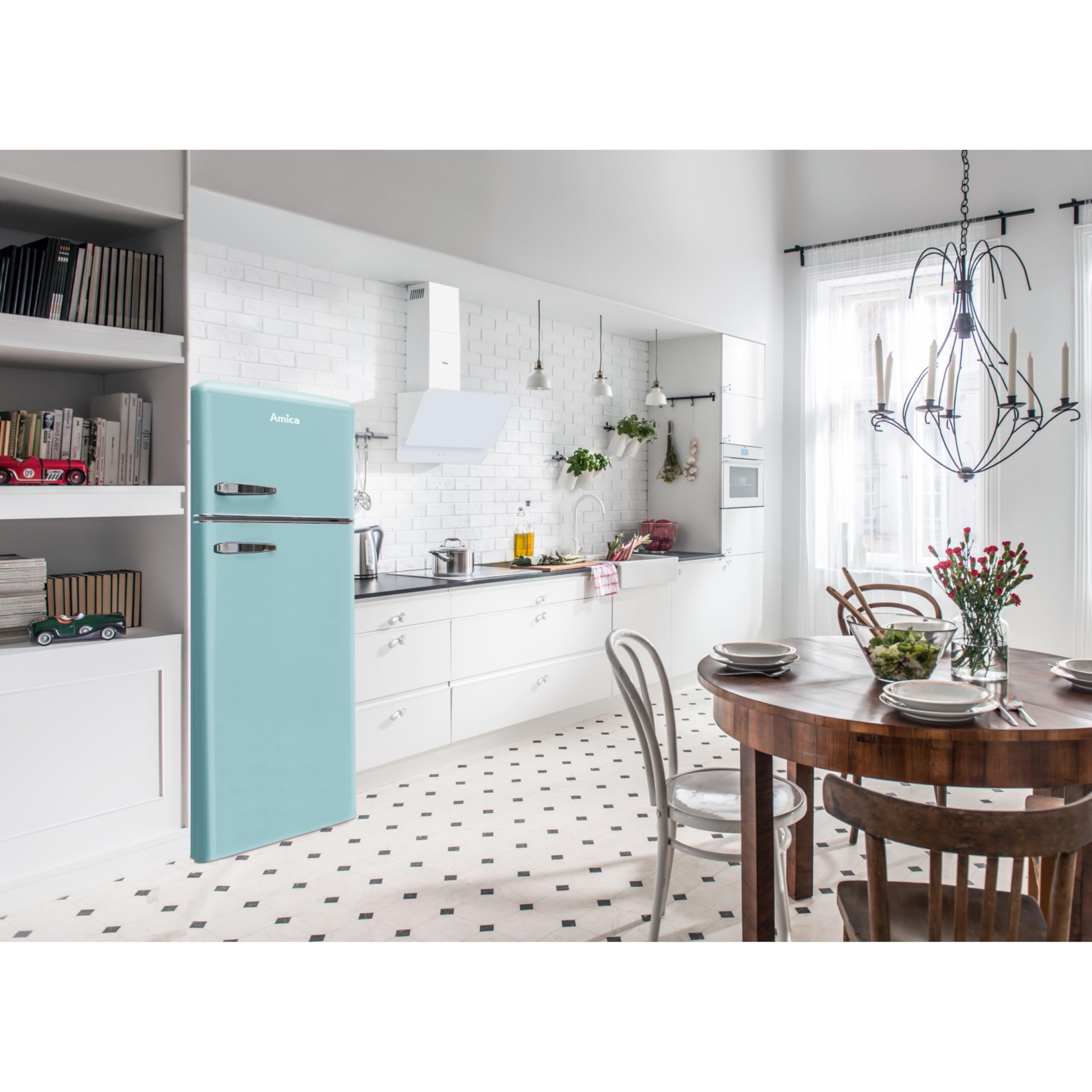 Amica KGC 15632 T Retro Kühl-/Gefrierkombination / Ice Blue (Türkis) / 144cm (H) x 55cm (B) x 62cm (T) / Retro-Design / Kühlschrank mit Gefrierfach