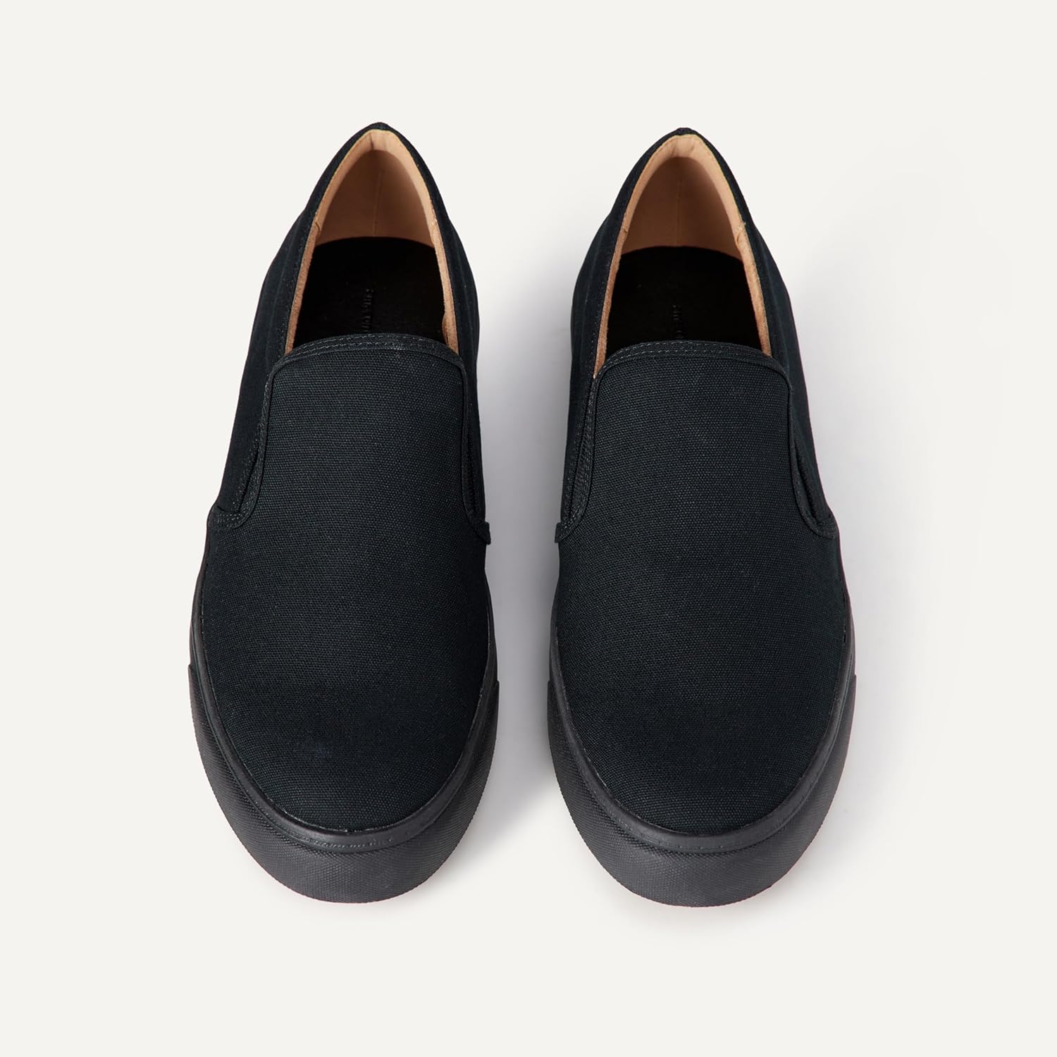 Amazon Essentials Men's Slip-on Sneakers - Image 5