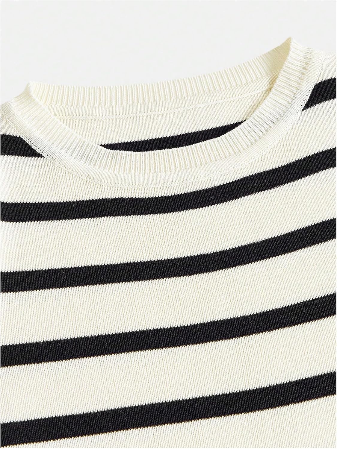 Milumia Women's Striped Long Sleeve Crop Top Ribbed Knit Crewneck Fitted Casual Tee Tops - Image 2
