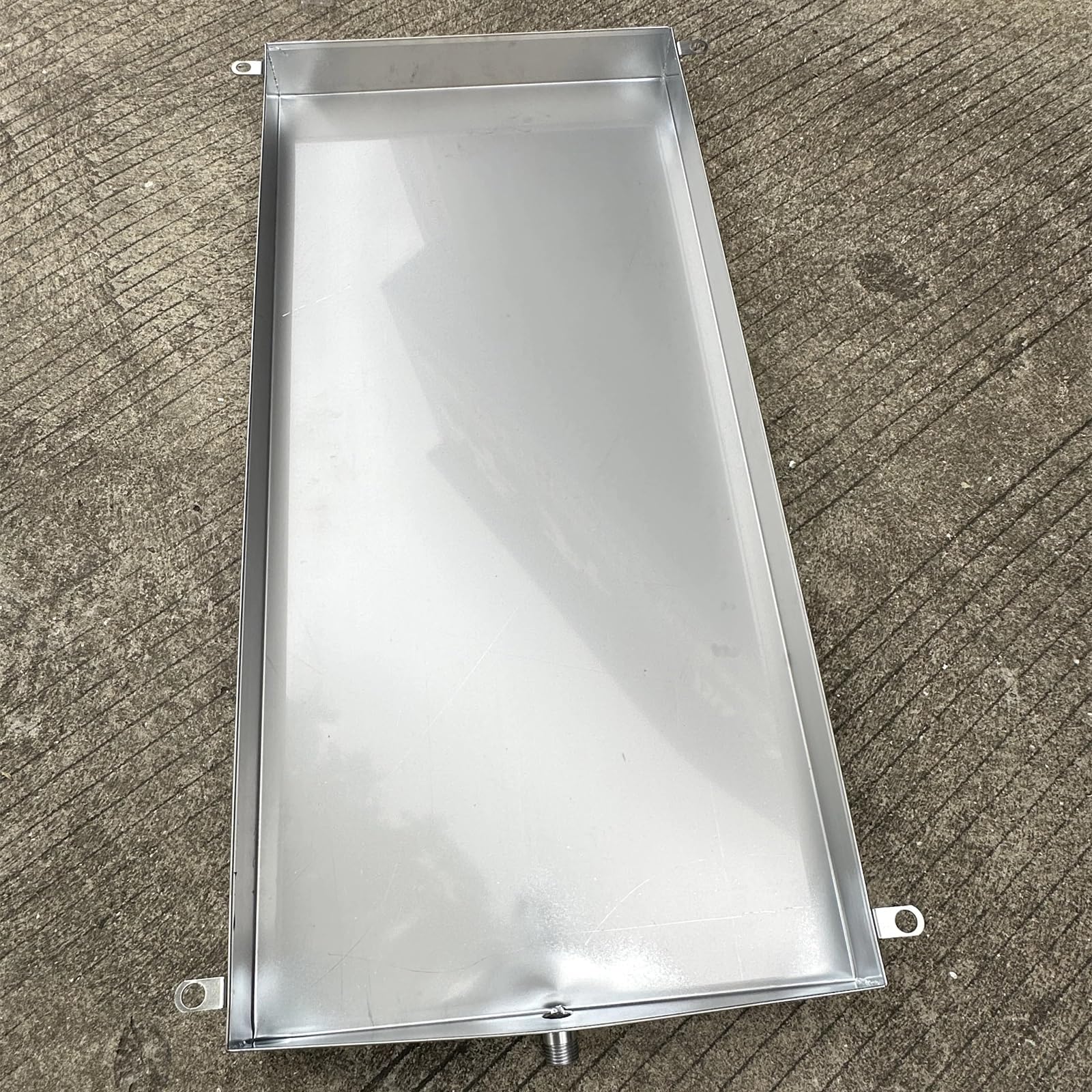 Automatische Auffangwanne Robuste Edelstahl Ablaufwanne mit 2m Ablaufrohr Mehrzweck Bodenschutzwanne for Innen und Außengeräte Gewächshaus und Werkzeugaufbewahrung(36x20x1.2in)