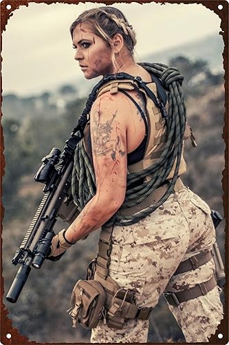 Letreros de metal vintage con texto en inglés "Girl Sexy Hot Woman with Gun", póster de hojalata militar, placa de decoración de pared para el