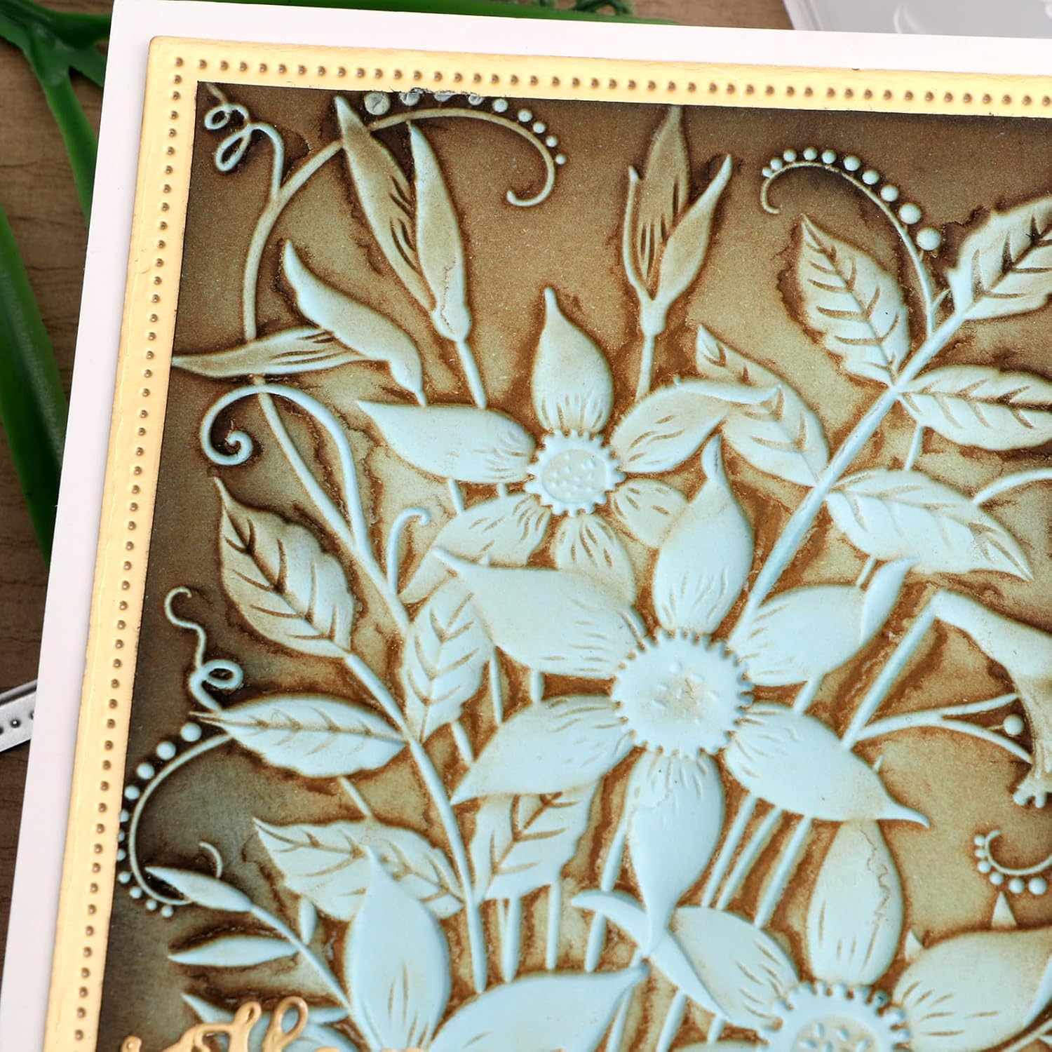 Briartw 3D Embossing Folder for Card Making,Daffodil Clear Plastic Texture Fades Embossing Folder Template for Scrapbooking and Other Paper Craft Album Stamps DIY Decoration