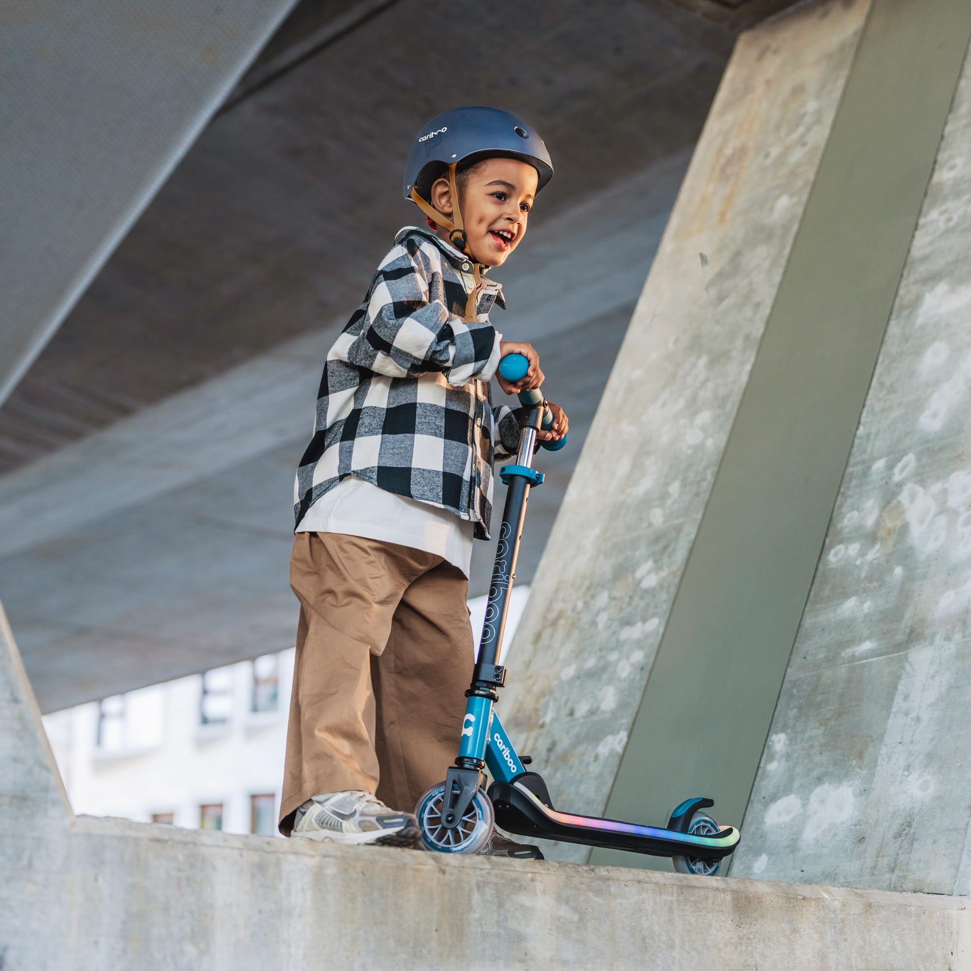 Cariboo Casco da bicicletta per bambini, XS/S, 48-52 cm, robusto, con luce a LED, per bicicletta, skateboard, scooter