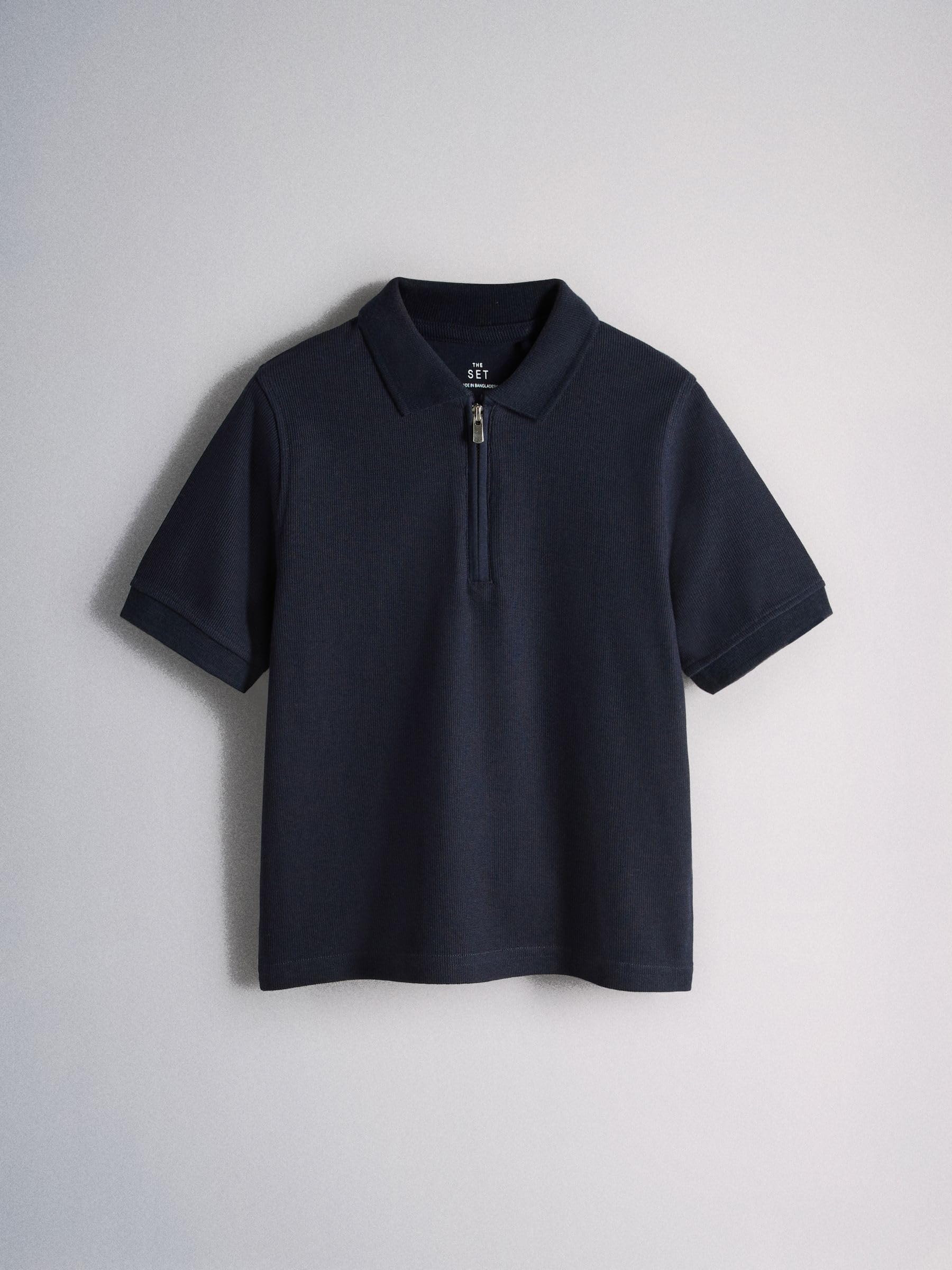 THE SET Garçon Polo à Manches Courtes et col zippé en Jersey texturé, Lot de 4