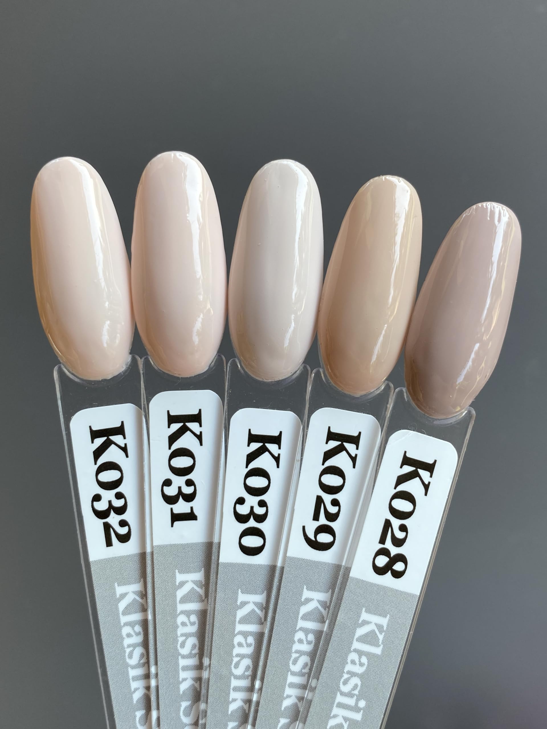 MOMO professional Kalıcı Oje K032 Pudra Krem 14 ml