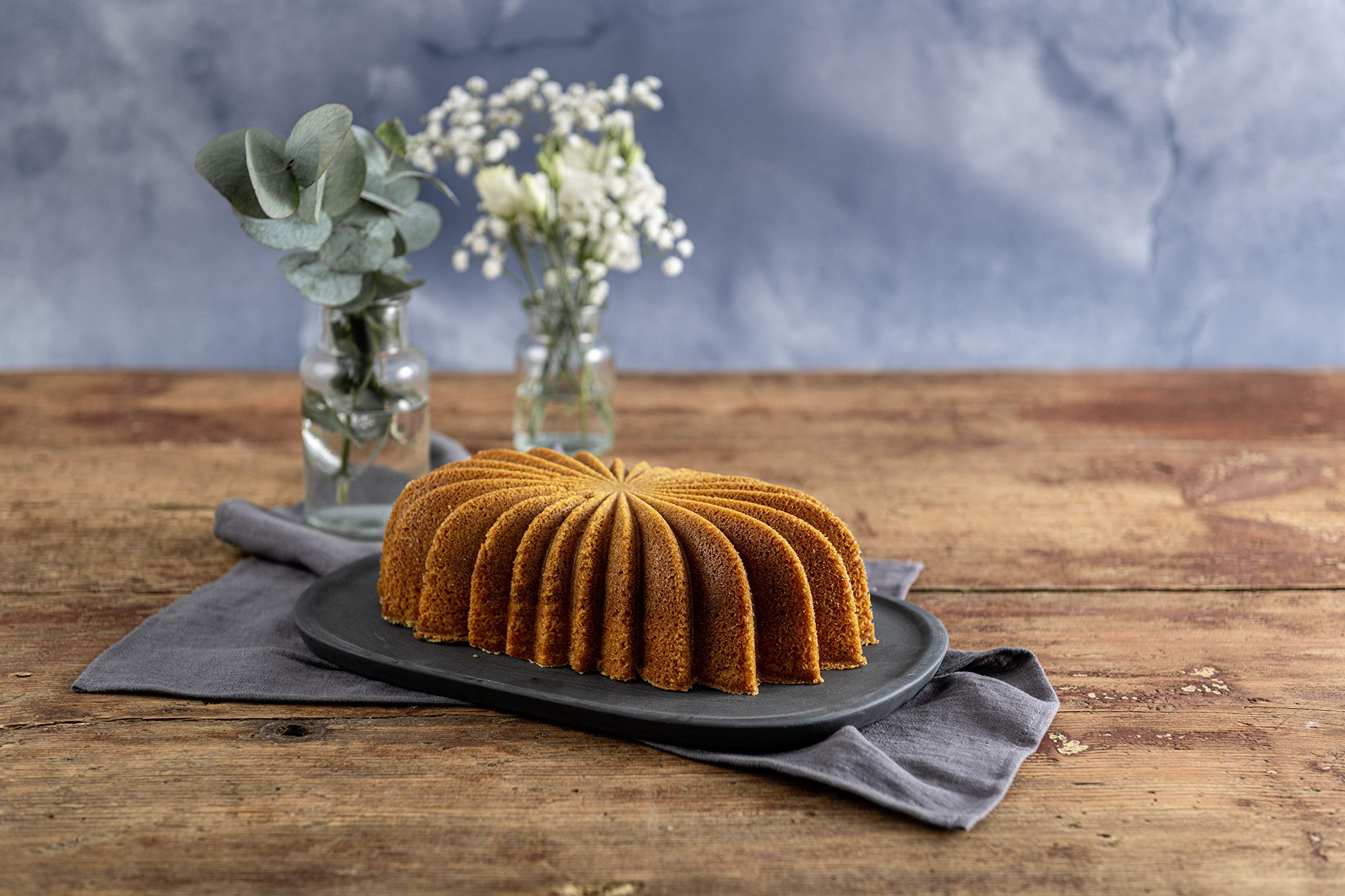 Dr. Oetker 2554 Moule à gâteaux original, Moule à gâteaux fantaisie, 1500ml, Argenté, Fonte d'aluminium, 27,5 x 16 x 7,5 cm