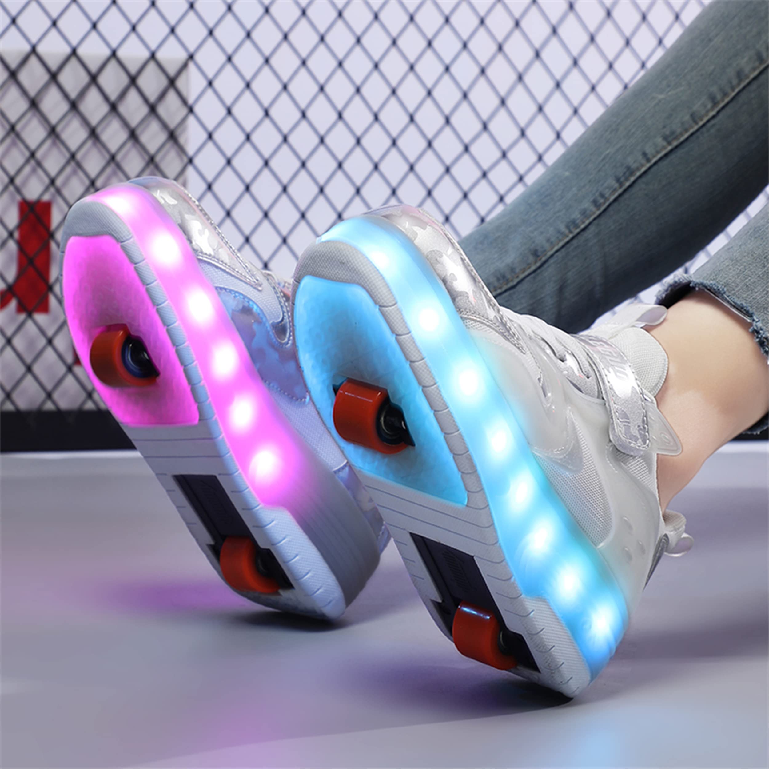 Zapatillas con Ruedas para niñas y niños, Zapatillas de Skateboard con Dos Ruedas y Luces LED, luz Ajustable con Cambio de Color, Carga USB, universales para Chicos y Chicas