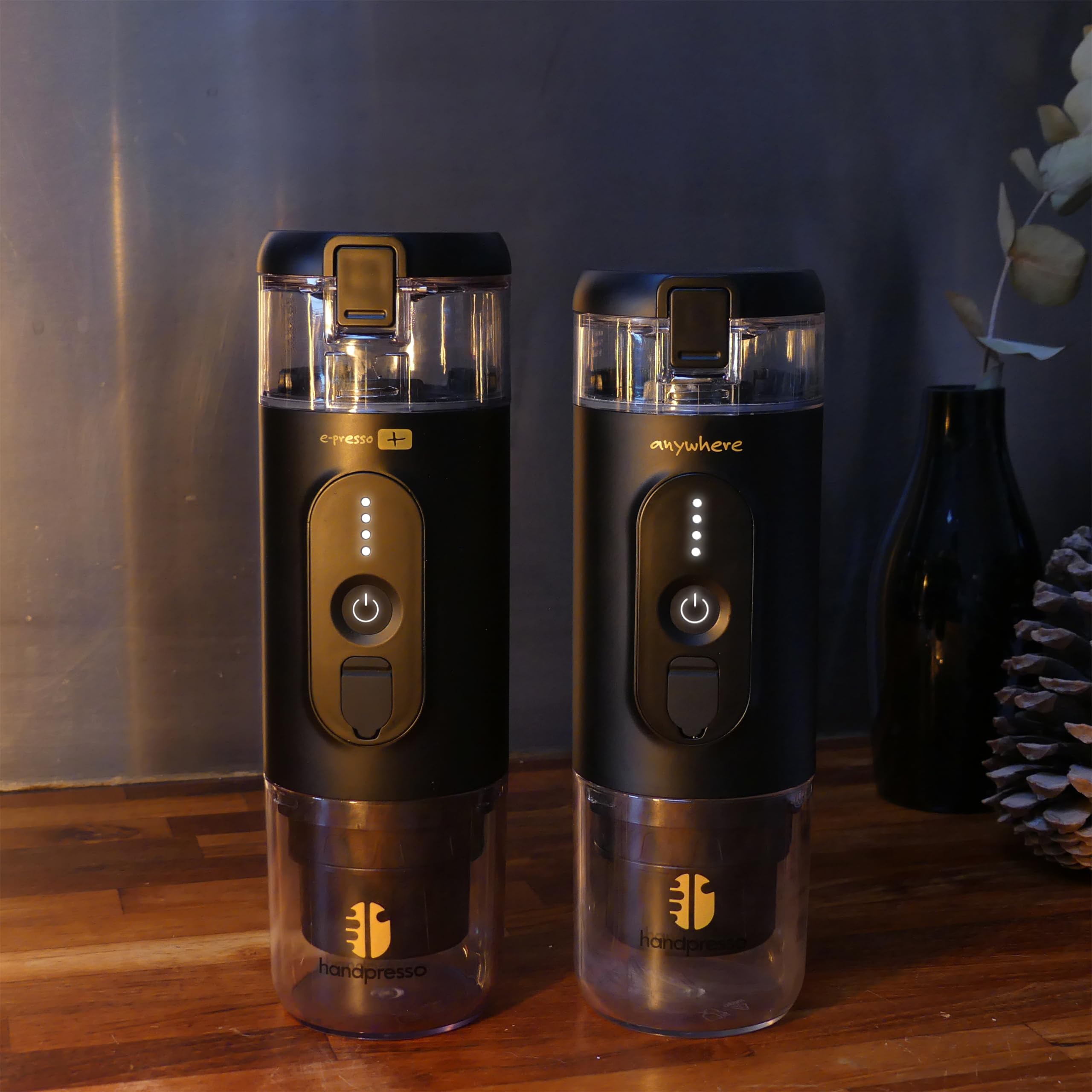 Handpresso E-Presso+ 21710 - Przenośny Ekspres do Kawy 110 ml z USB i Dużej Pojemności - do Espresso lub Mielonej, Czarny