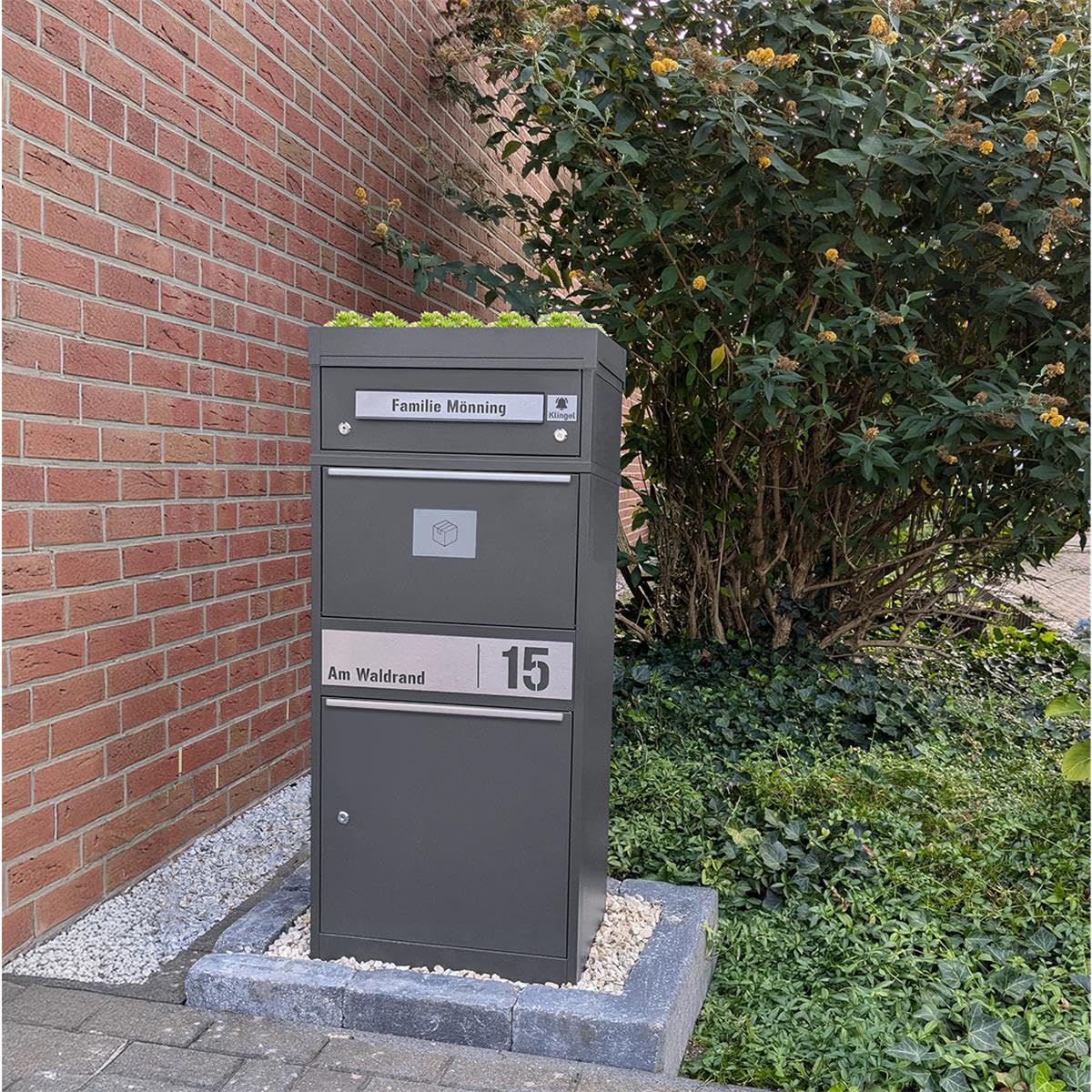 Metzler Briefkasten mit Paketfach & Funkklingel, Paketbox draussen groß XXL mit Klingel & 1 Steckdosen-Funk-Empfänger, Paketbriefkasten personalisiert in Grauauminium RAL9007, wasserdicht | Bispo Funk