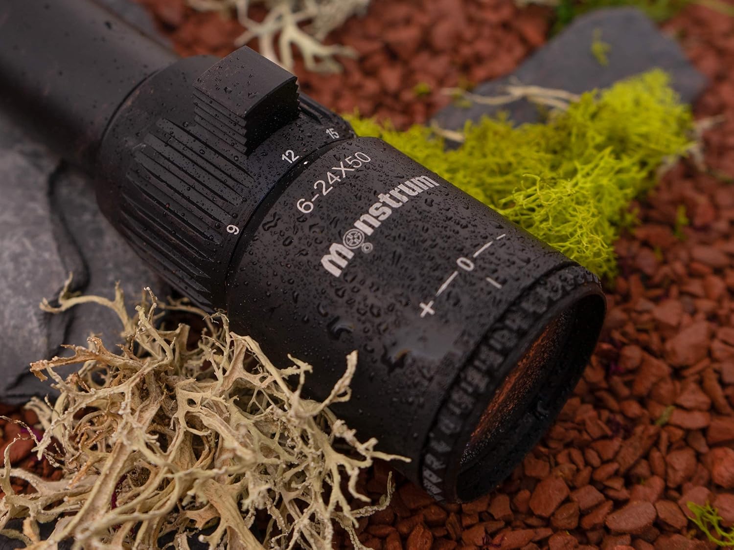 Monstrum Tactical Illuminated Rangefinder Adjustable Image