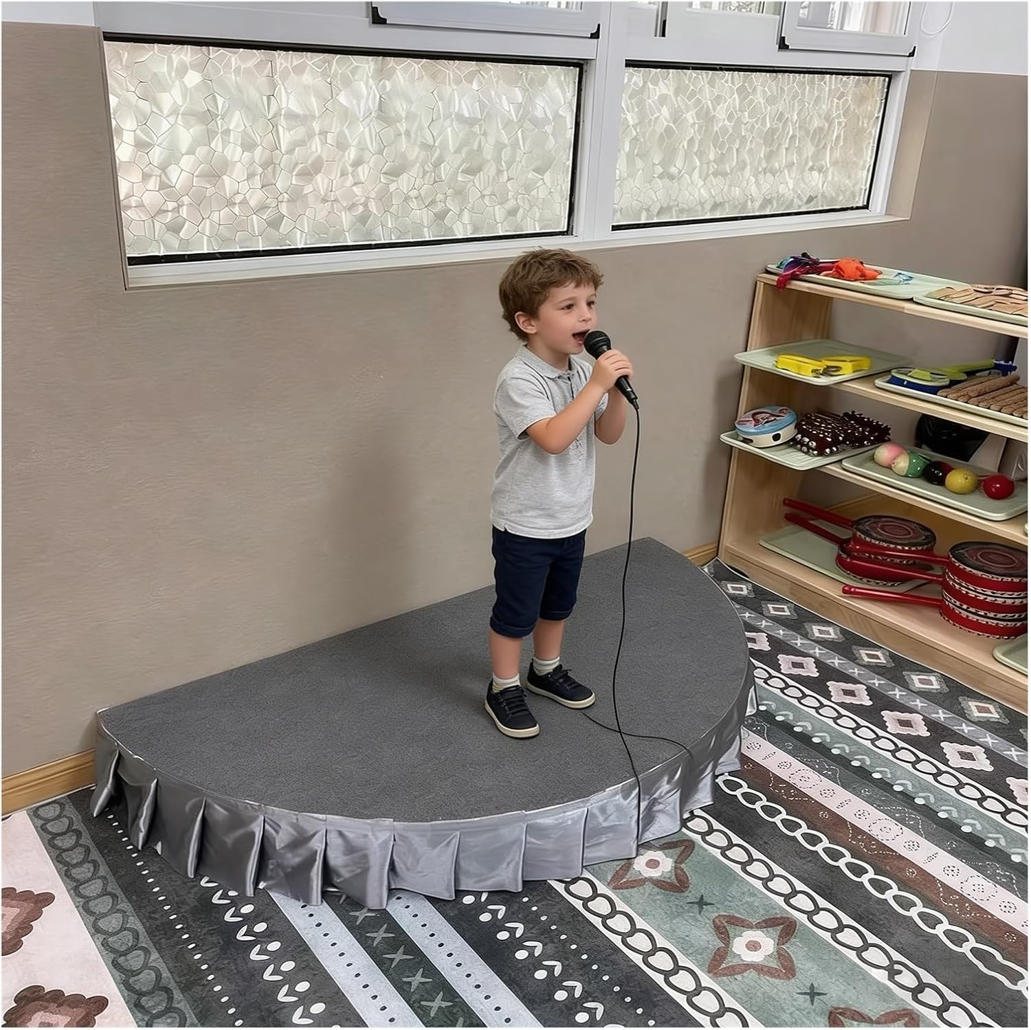 Portable Half Round Stage Platform with Skirt, Semi-Circle Performance Riser for Kindergarten Classroom, School Play, Children's Party(3.9x1.9ft/47.3x23.6in)