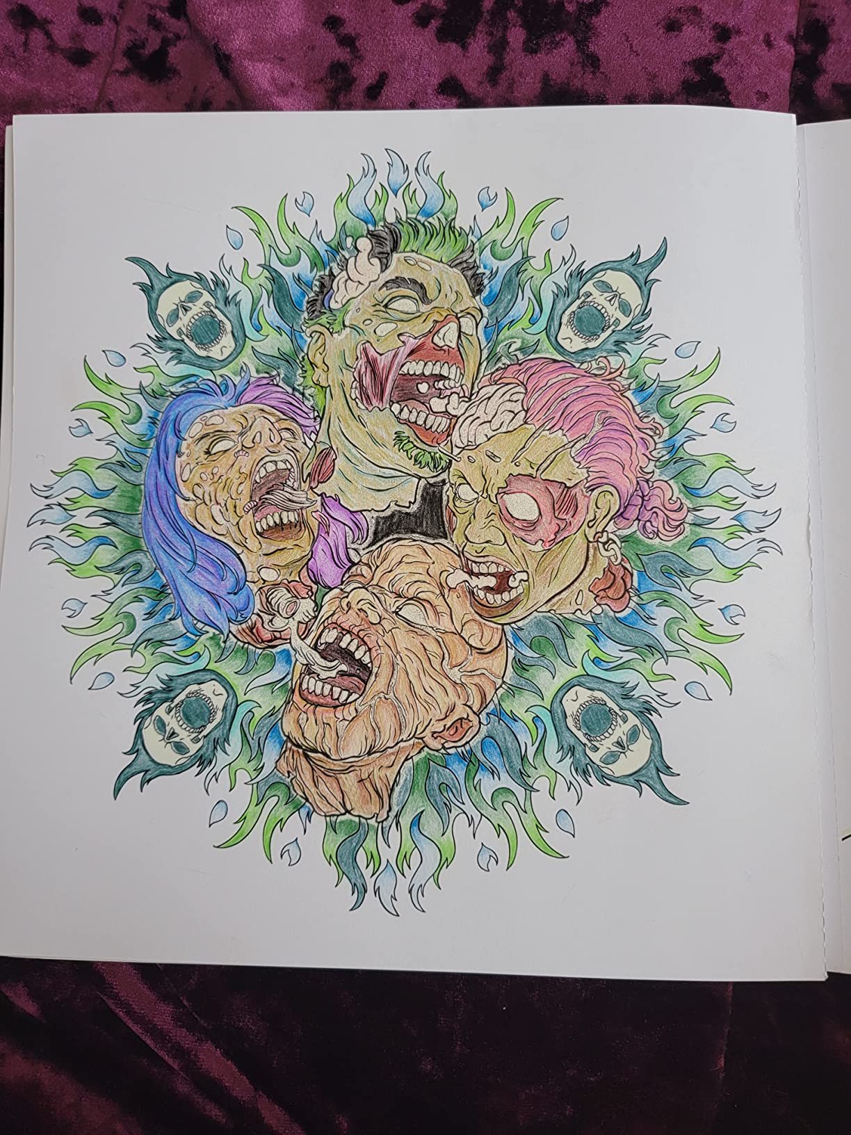 Amazon.com: Horror Glow in the Dark Coloring: 9781645176404: Calle ...