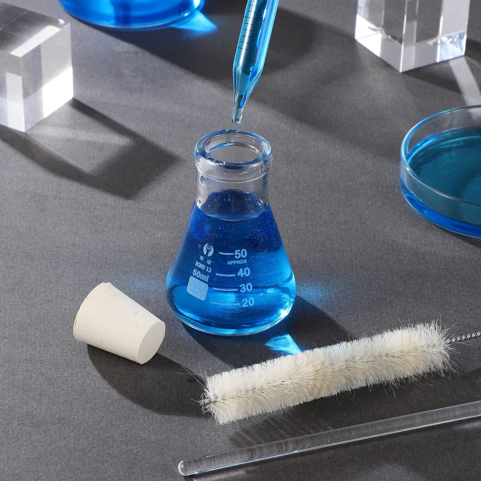 Set Beuta di Erlenmeyer in Vetro 50 Ml con Pipette | Scala Standard, Pipette Contagocce da 10 Ml, con Spazzola per Pulizia e Bacchette per Mescolare