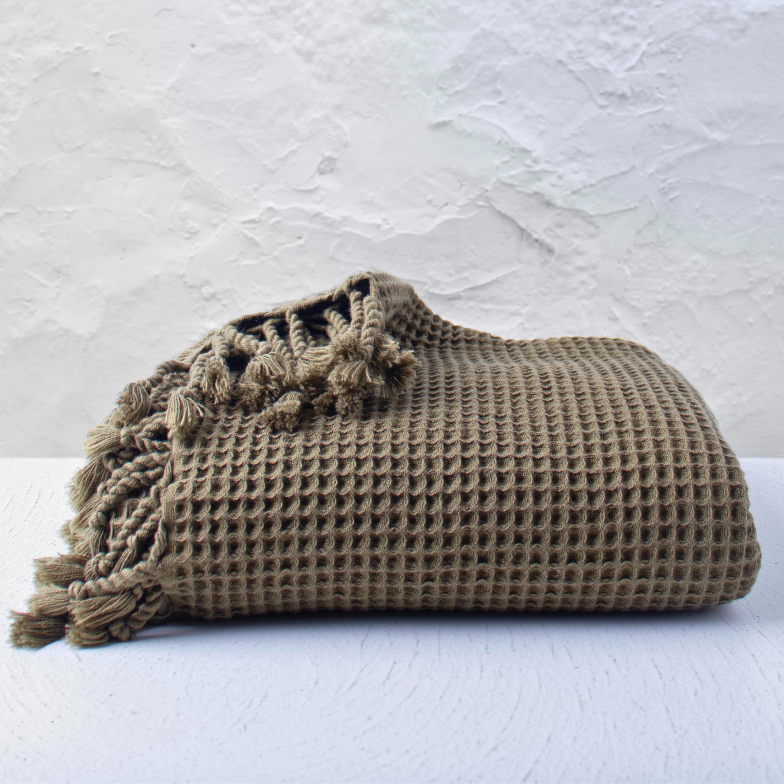 PÜSKÜL Lot de 5 serviettes turques gaufrées de qualité supérieure 100 % coton bio à séchage rapide, fines, surdimensionnées, 89 x 178 cm, pour bain, plage, spa (vert kaki)