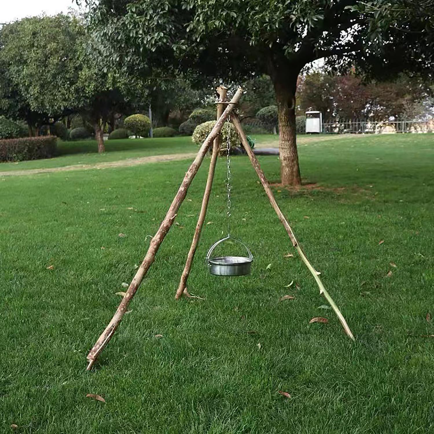 Stativbrett für Feuerstelle, tragbares Camping-Kochstativ Lagerfeuer Grillrost Edelstahl Stativring Zubehör mit verstellbarer Aufhängekette und Haken, kann mit drei Zweigen gebaut werden