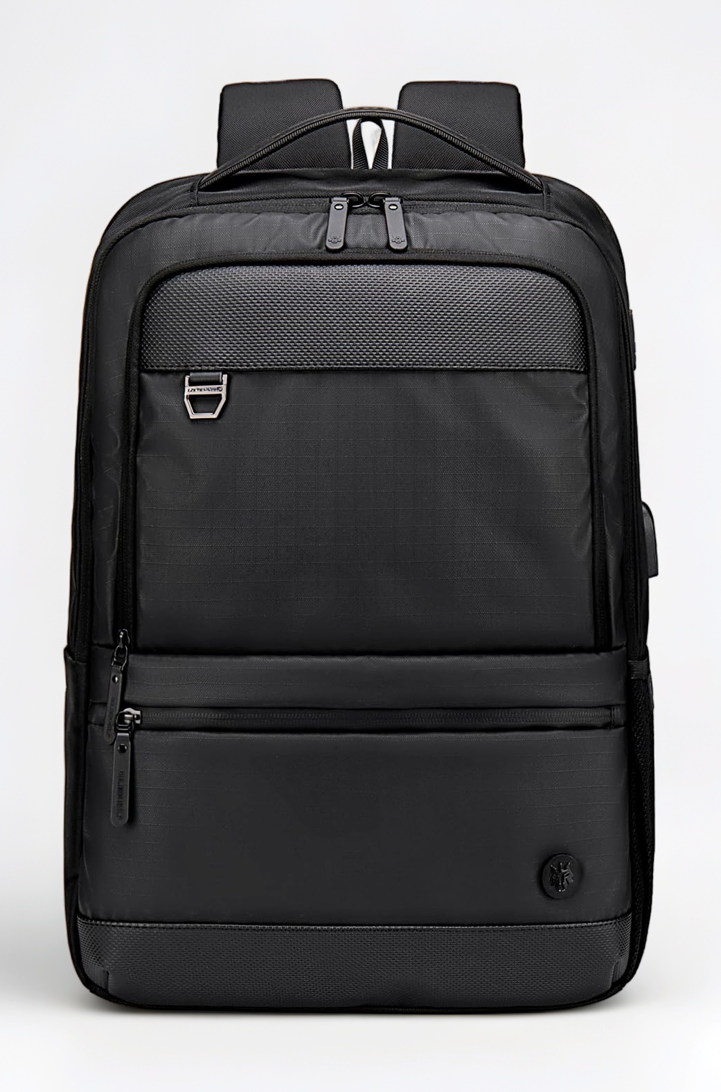 GOLDEN WOLF Backpack for Men 17L to 22L Medium Expandable Backpack for upto 15.6" Laptop Bag for Travel, Office Backpack with Clothes Compartment & USB Smart Daypack for Business, Black