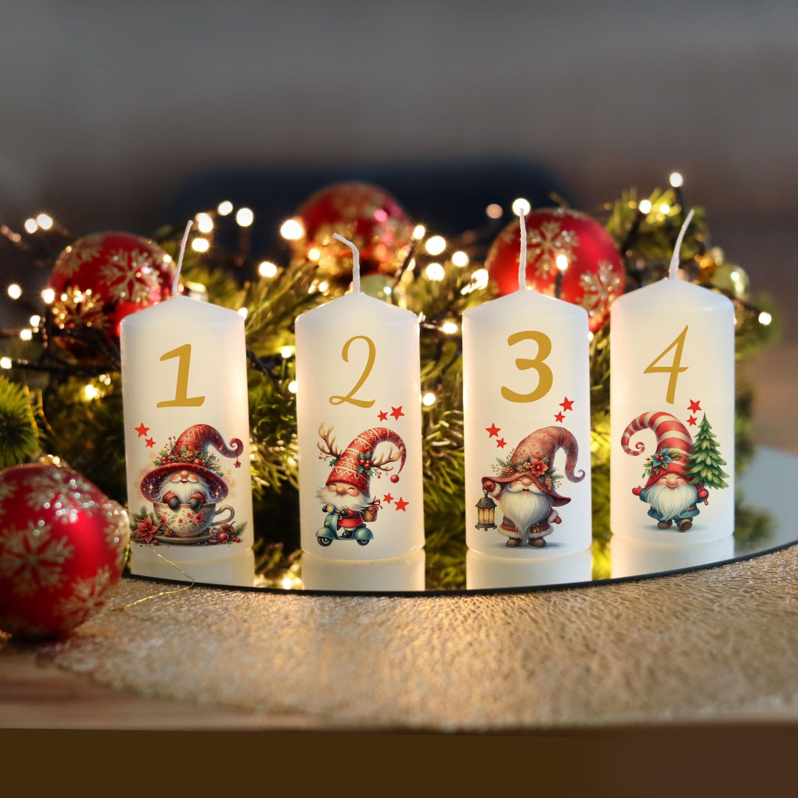 Candela dell'Avvento personalizzata con nome e scritta come decorazione da tavolo, decorazione da tavolo, candela dell'Avvento, regalo amorevole, 4 pezzi, gnomi, durata 35 ore, diametro 6,8 x altezza