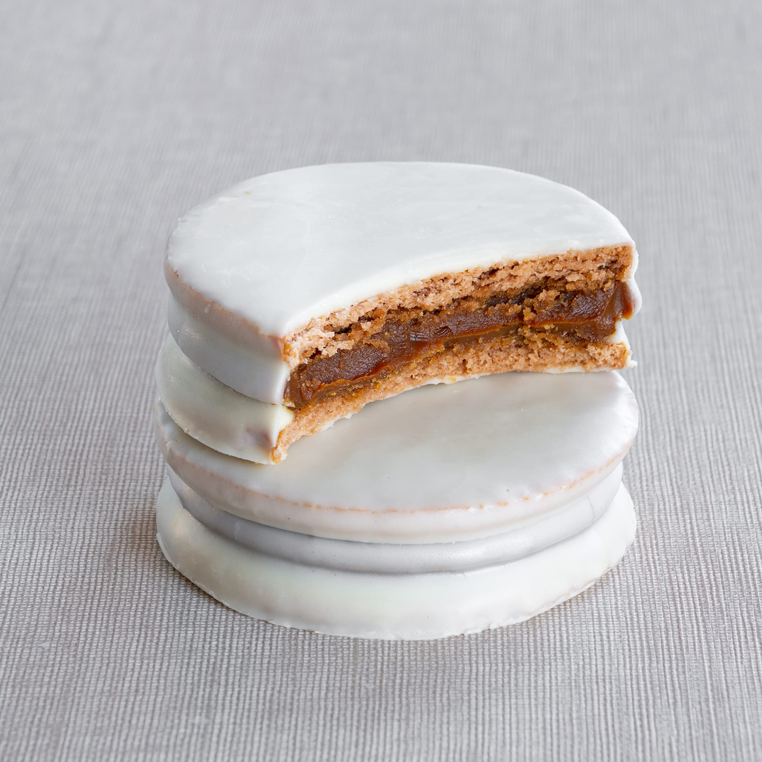 Alfajores Cioccolato Bianco e Dulce de Leche 6 scat/24 uni