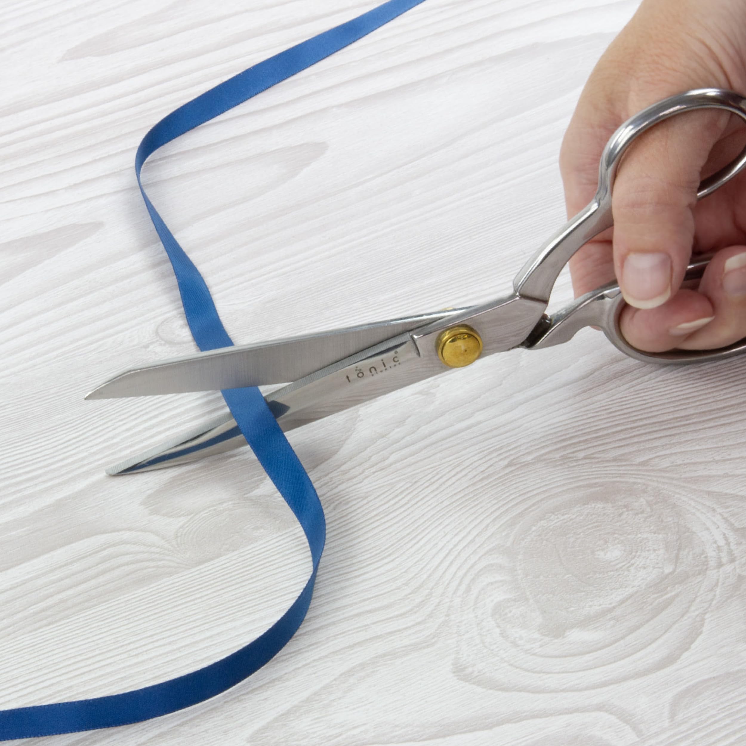 Tonic Studios Forged Fabric Scissors - Premium Craftsmanship, 10" Length, 5.1" Blade, 265g Weight.