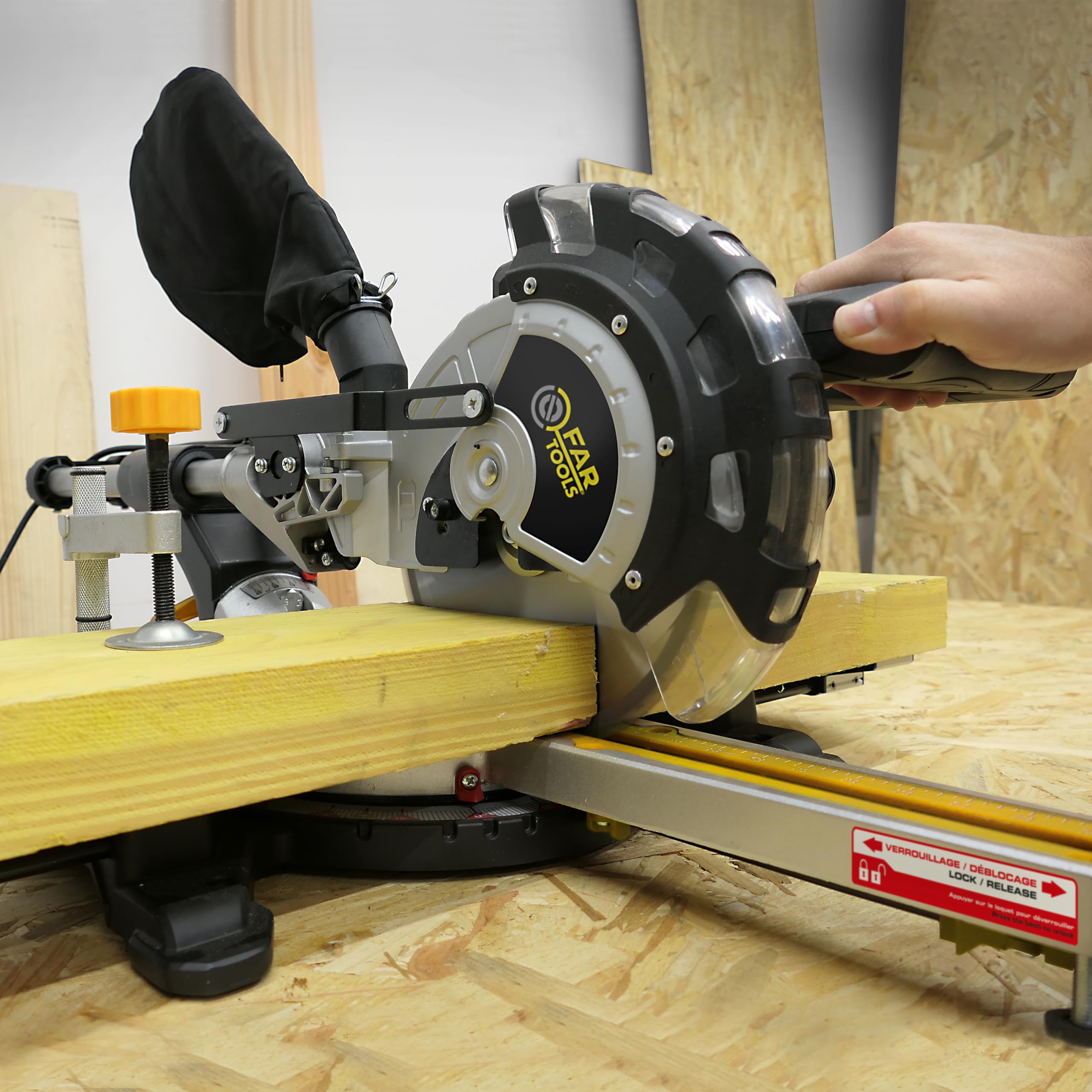 Fartools SBM 210 Scie à onglet radiale 1700W, lame.210mm multi-matériaux 24 dents, inclinaison de la tête gauche, visée laser, plateau indexable à l'avant, 2 vitesses de rotation : 3500tr/min