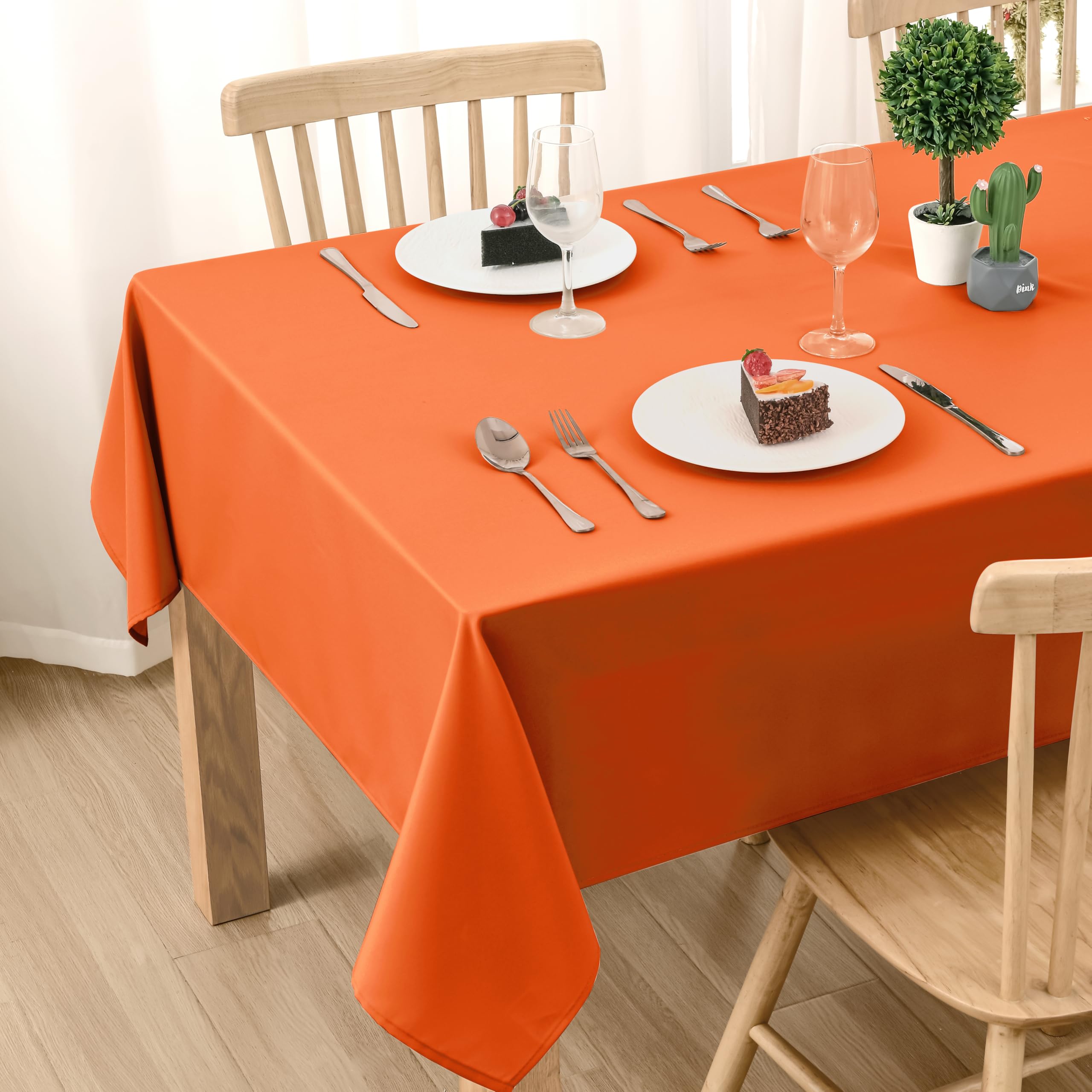 DWCN Orange Tischdecke Outdoor Wetterfest 140x110cm Fleckschutz Abwaschbar Wasserabweisend Tischwäsche Abwischbare Wasserdicht Tischtuch für Esszimmer, Garten, Party, Hochzeiten oder Haushalt
