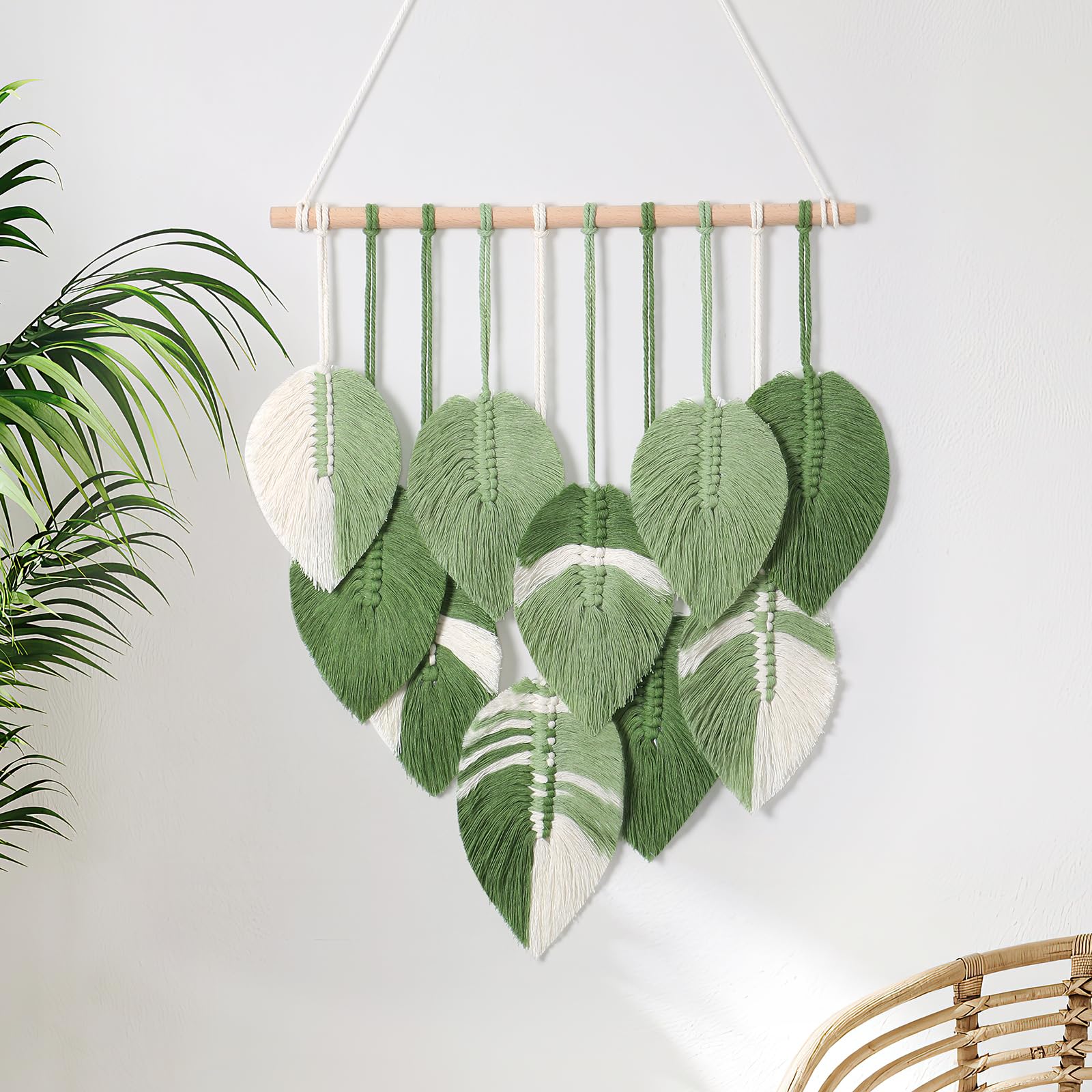 MEIVINES Macrame Tapestry, Boho Home Decor Hanging Tapestry Wall Art, Unique Handmade Leaf Feather Hanging Wall Decor for Bedroom Living Room Nursery Apartment
