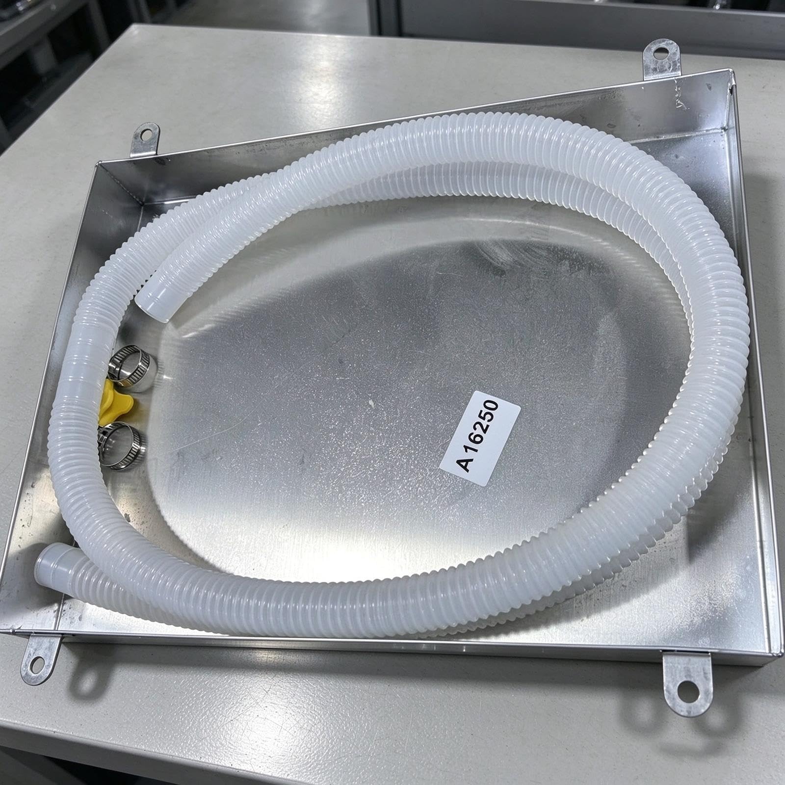 Bandeja Retención de Agua Colocación Plana Acero Inoxidable Grosor 0.8mm