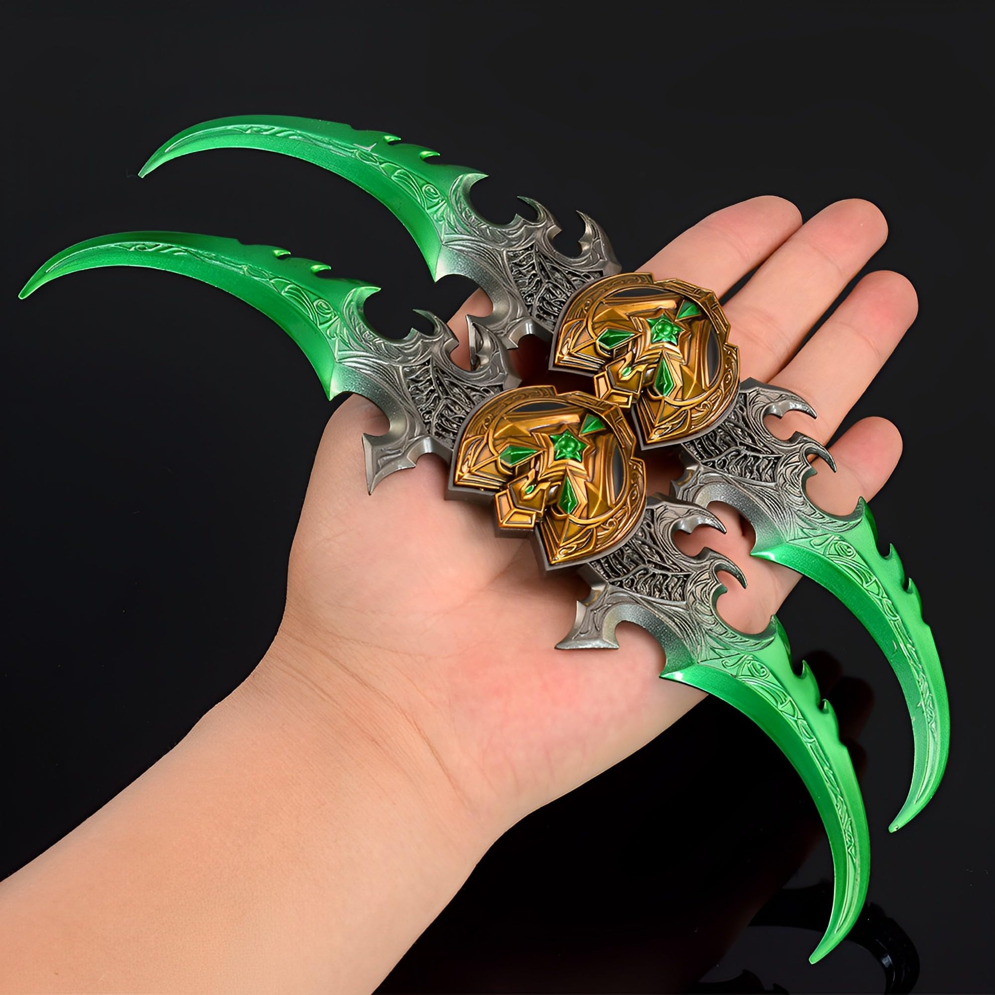Wow Warglaive of Azzinoth Modelo, Longitud 22Cm, Juego De 2 Piezas, Embalaje De Cartón, con Soporte De Exhibición, Juego Coleccionable Totalmente De Metal