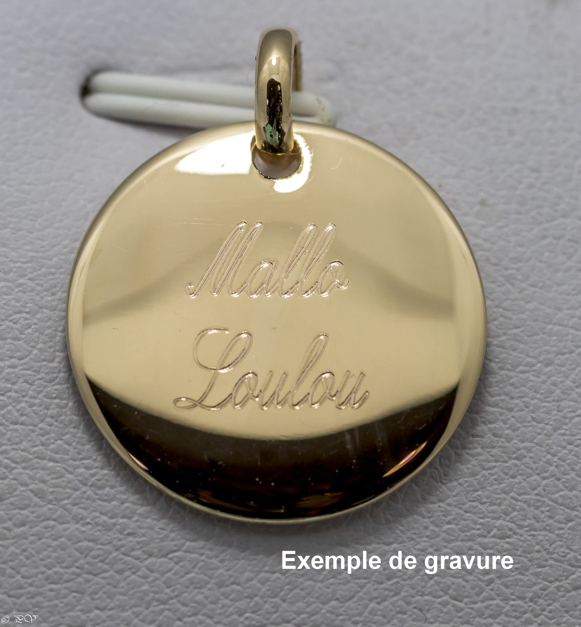 médaille ronde à graver 2cm - pendentif personnalisable en plaqué Or véritable - gravure gratuite incluse