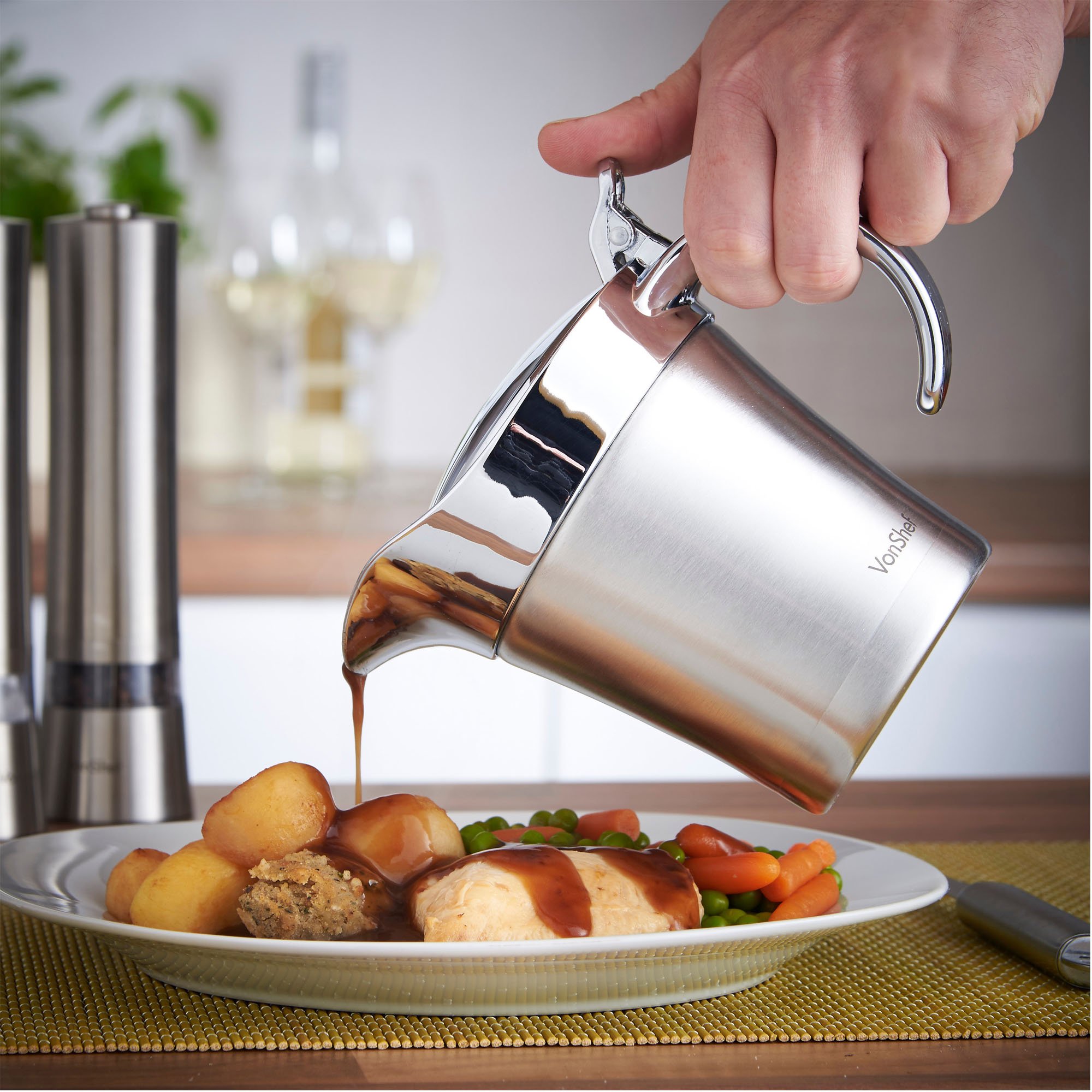 VonShef 500ml Gravy Boat Stainless Steel Body Double Insulated Jug Ideal for Gravy, Custard
